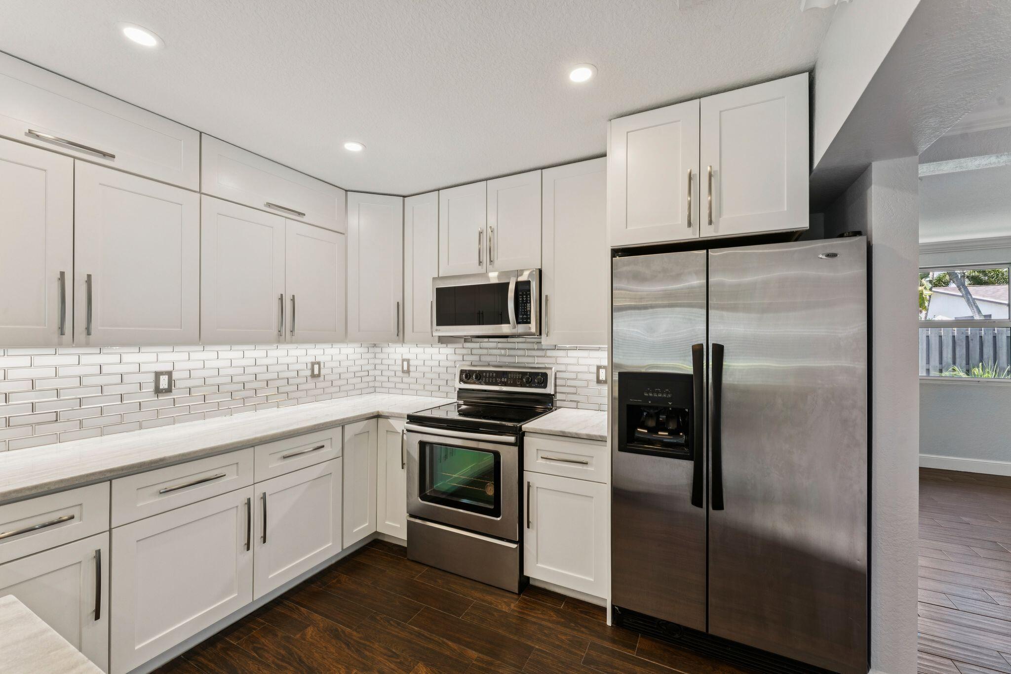 1660 NE 31st Pompano Beach, FL 33064