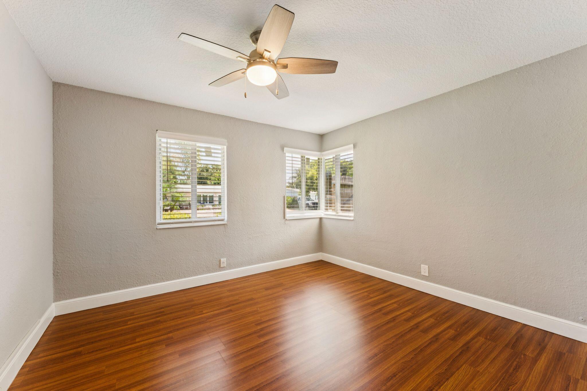 1660 NE 31st Pompano Beach, FL 33064