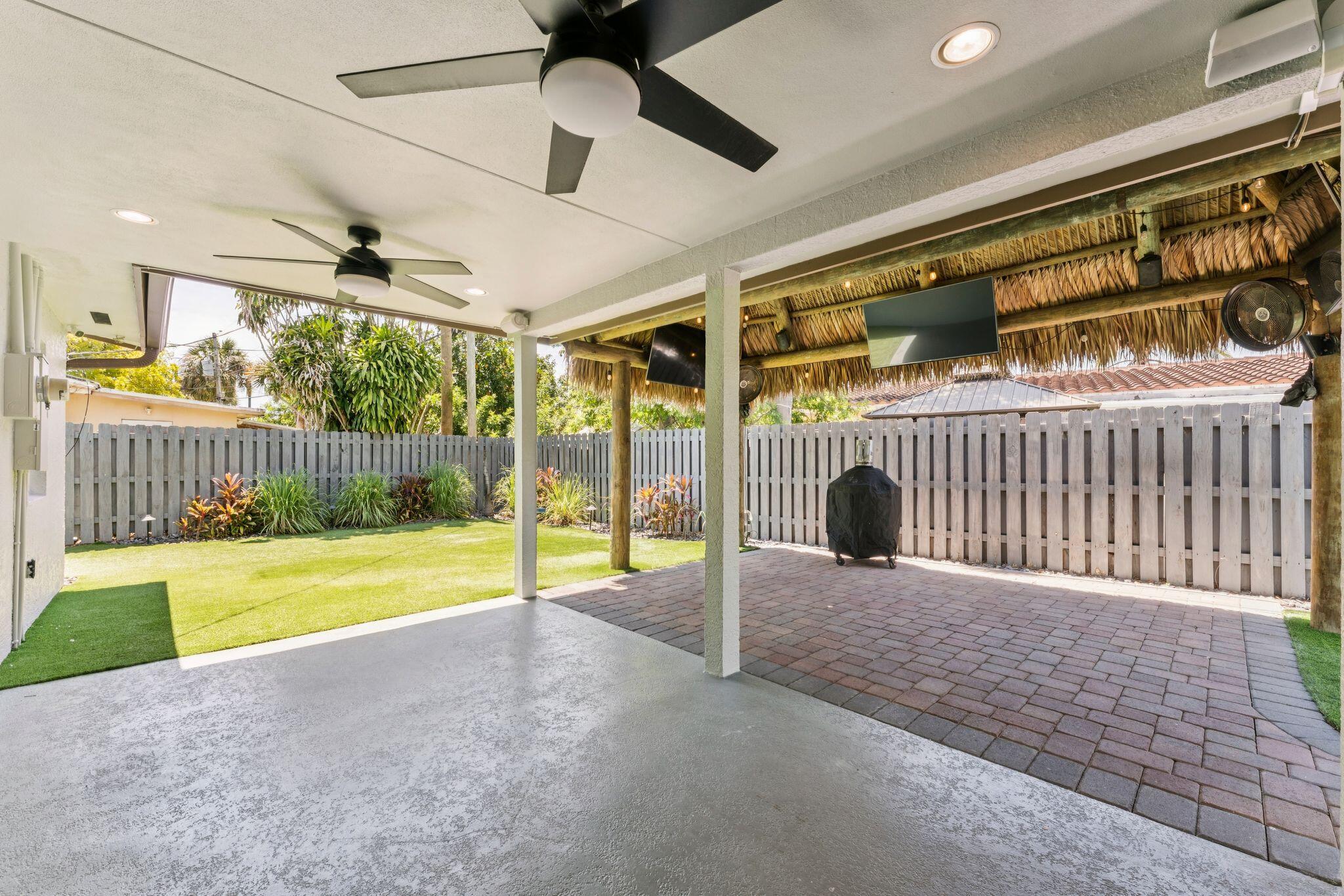 1660 NE 31st Pompano Beach, FL 33064