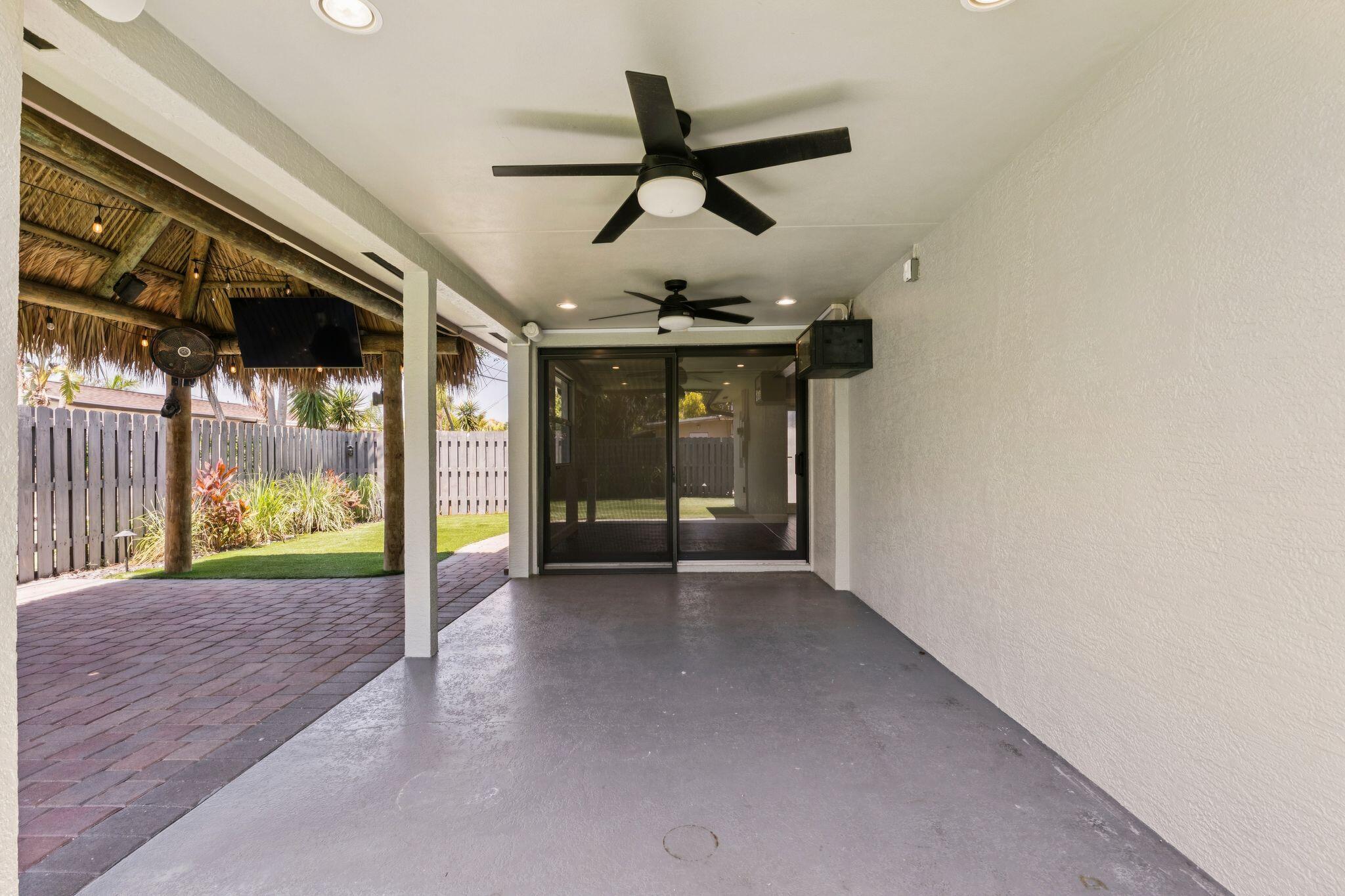 1660 NE 31st Pompano Beach, FL 33064