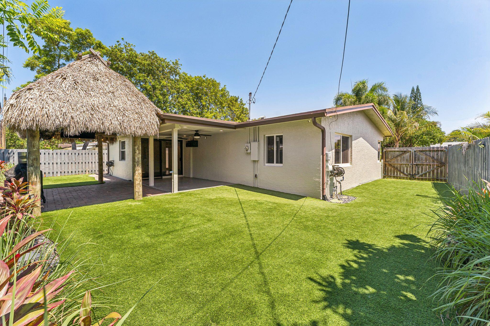 1660 NE 31st Pompano Beach, FL 33064