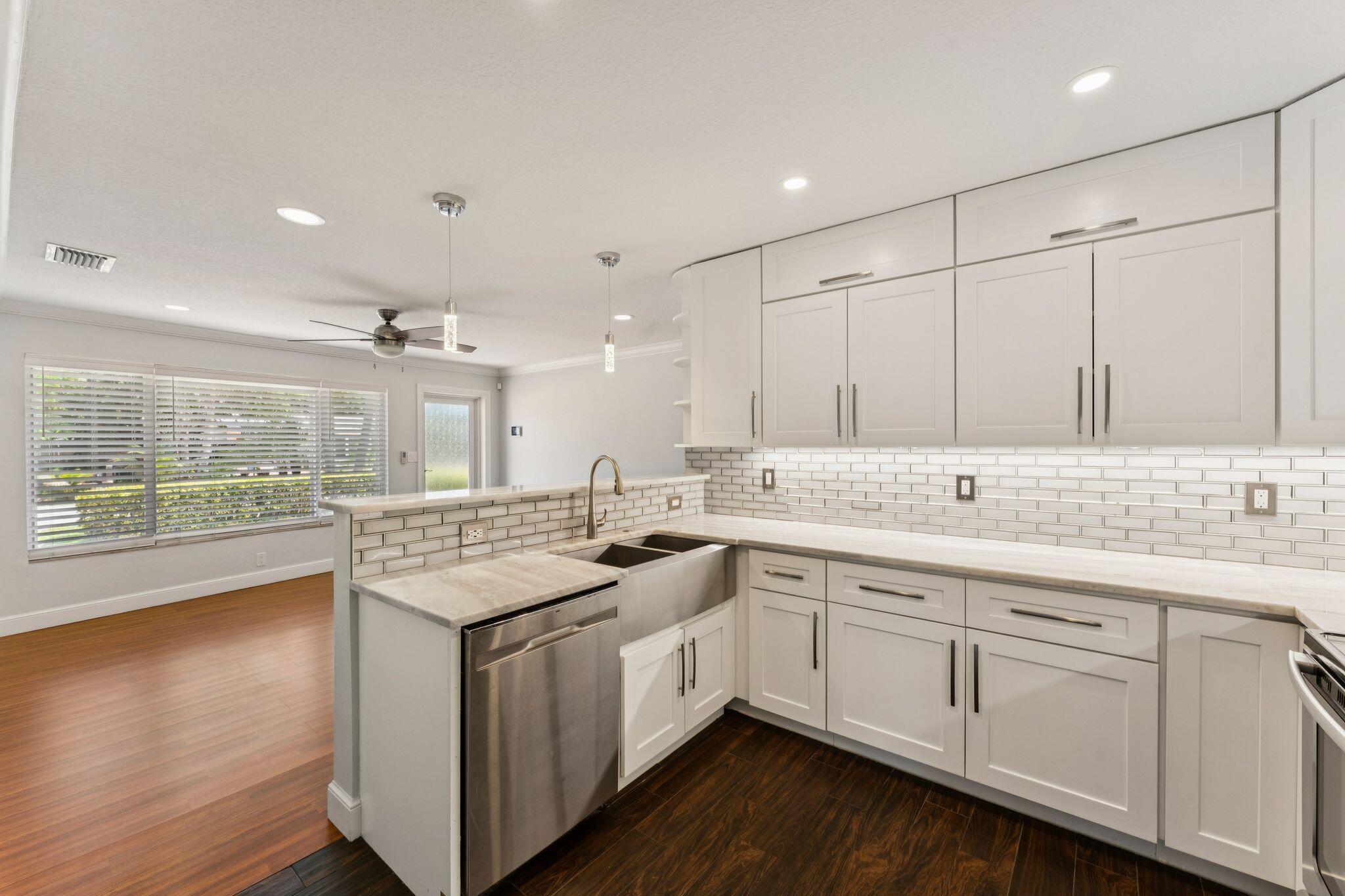 1660 NE 31st Pompano Beach, FL 33064