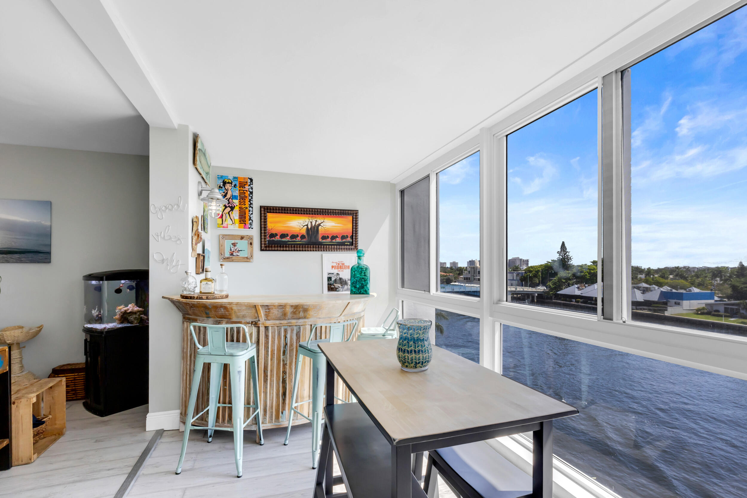 3100 NE 49th #503