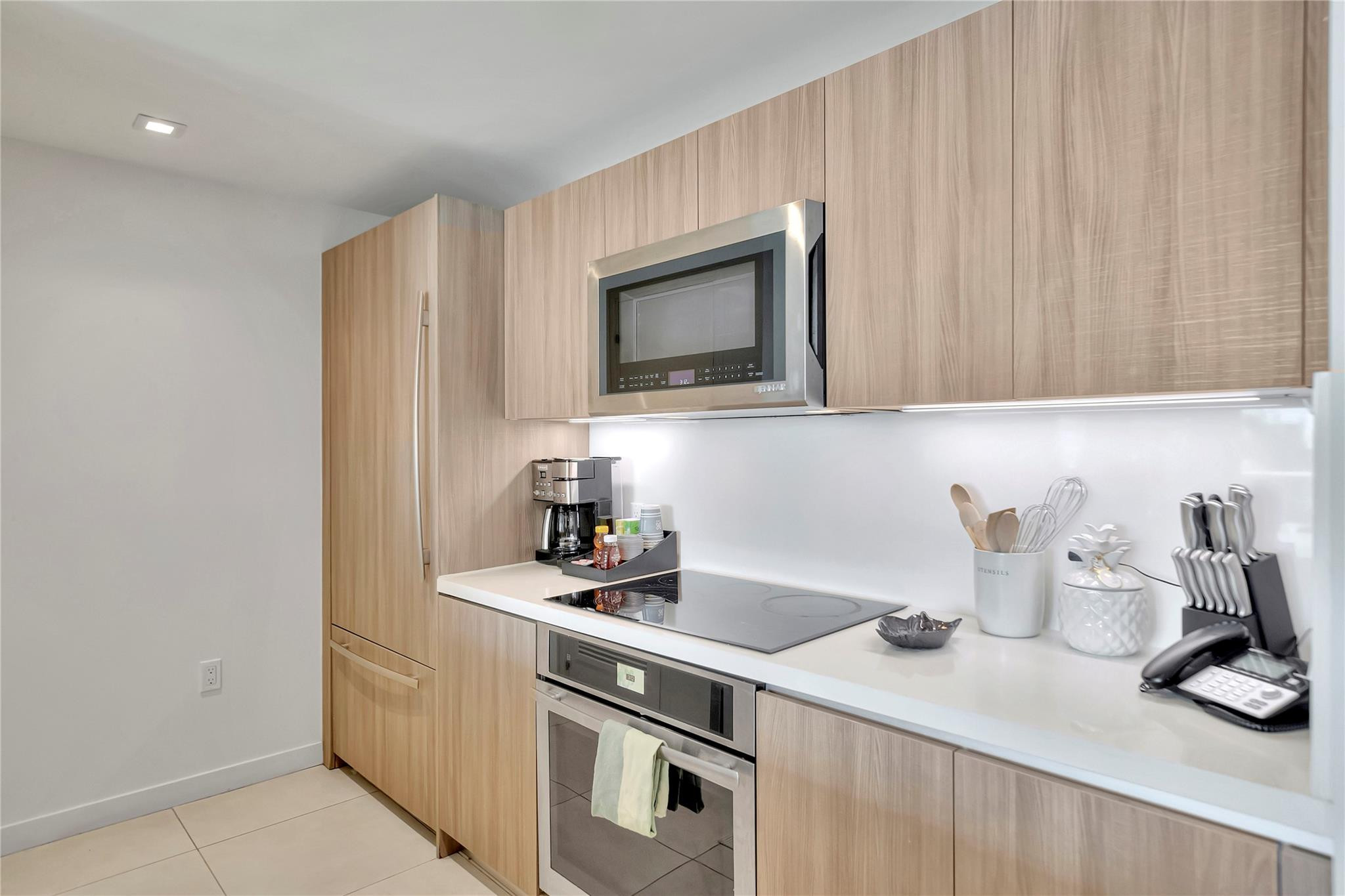 401 N Birch #504 Fort Lauderdale, FL 33304