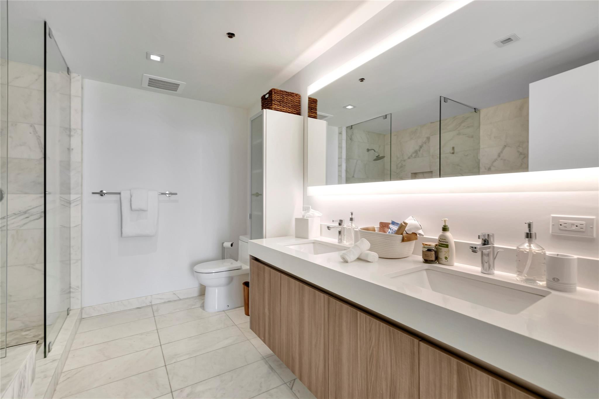 401 N Birch #504 Fort Lauderdale, FL 33304