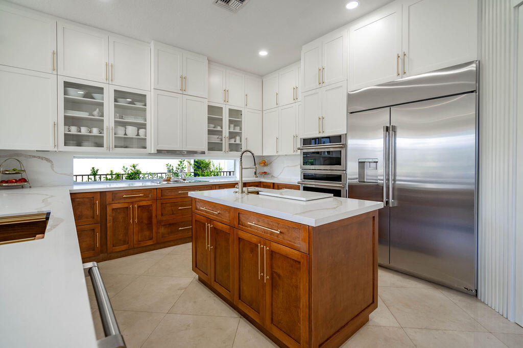2530 NE 31st Lighthouse Point, FL 33064
