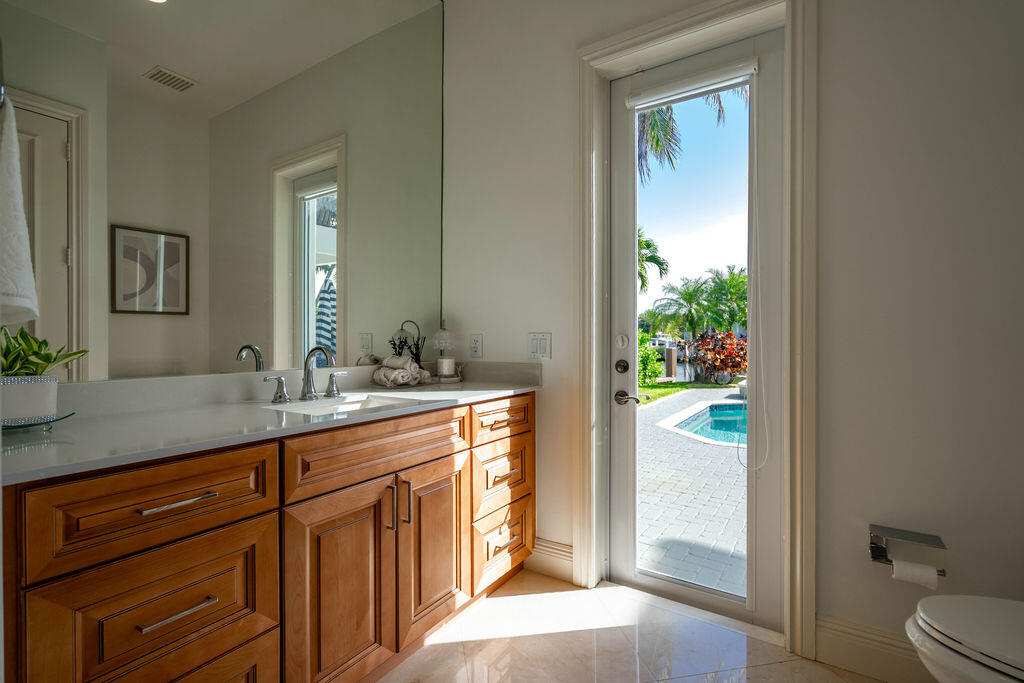 2530 NE 31st Lighthouse Point, FL 33064
