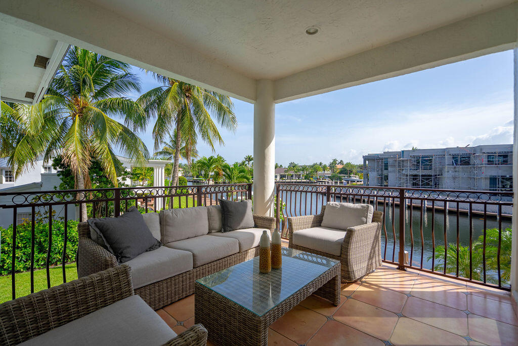 2530 NE 31st Lighthouse Point, FL 33064