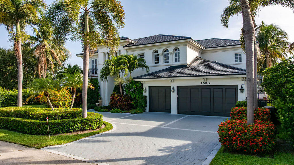 2530 NE 31st Lighthouse Point, FL 33064