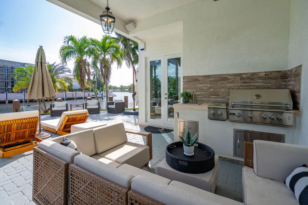 2530 NE 31st Lighthouse Point, FL 33064