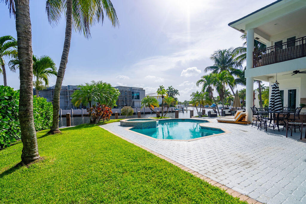 2530 NE 31st Lighthouse Point, FL 33064