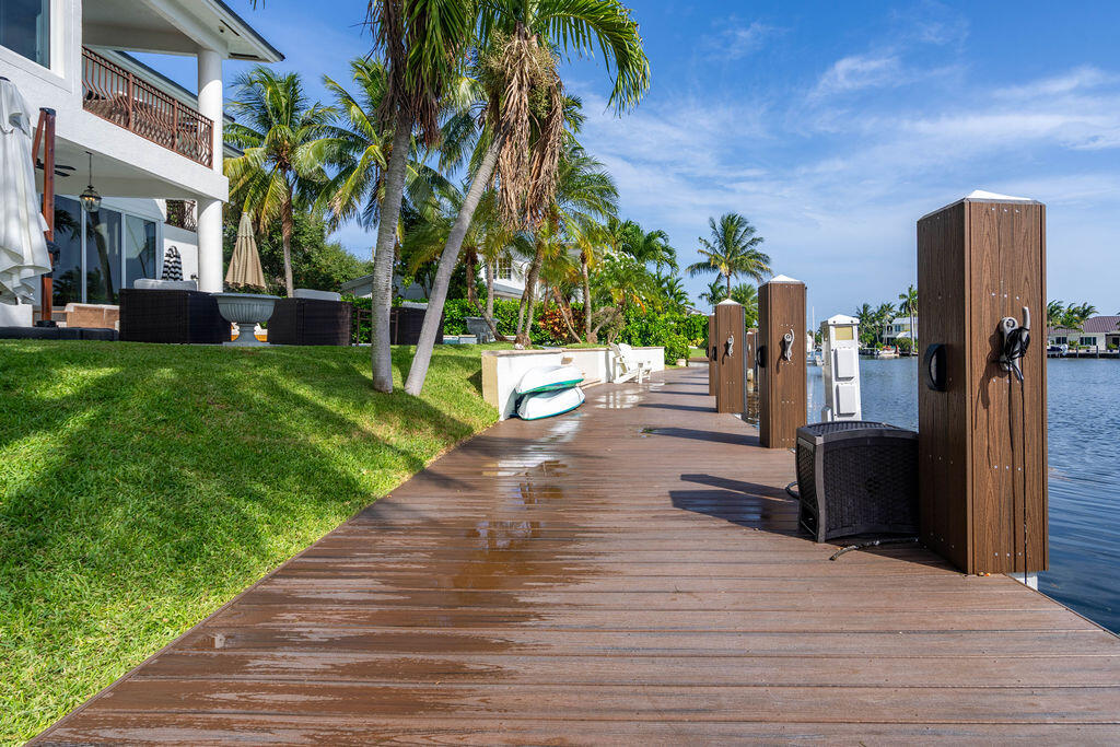 2530 NE 31st Lighthouse Point, FL 33064