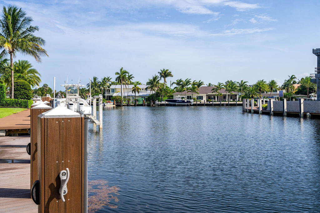 2530 NE 31st Lighthouse Point, FL 33064