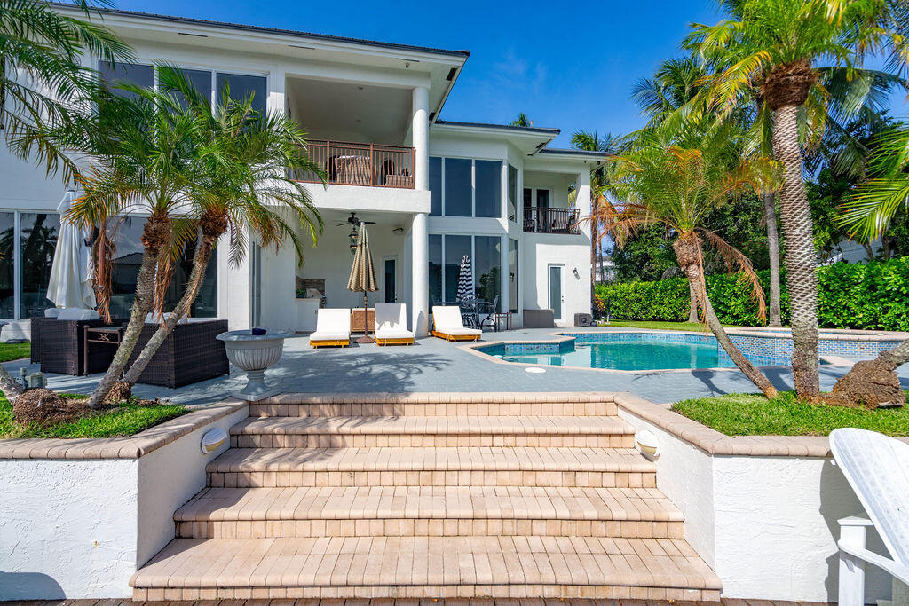 2530 NE 31st Lighthouse Point, FL 33064