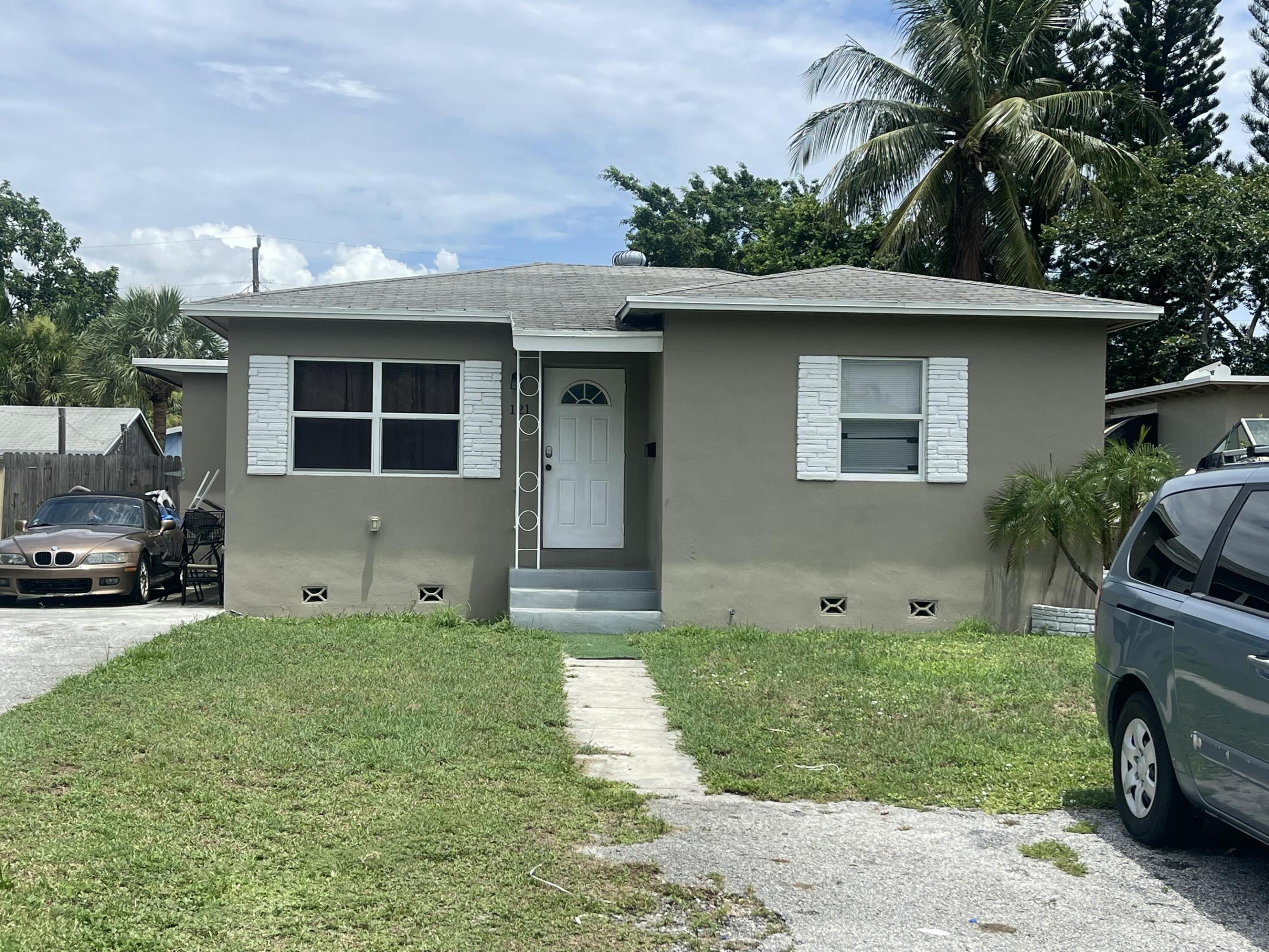 121 SE 5th