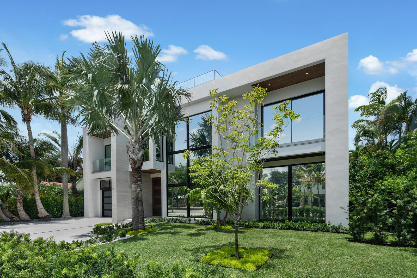 141 Cortez West Palm Beach, FL 33405