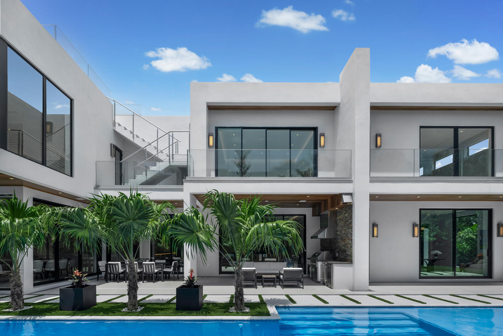 141 Cortez West Palm Beach, FL 33405