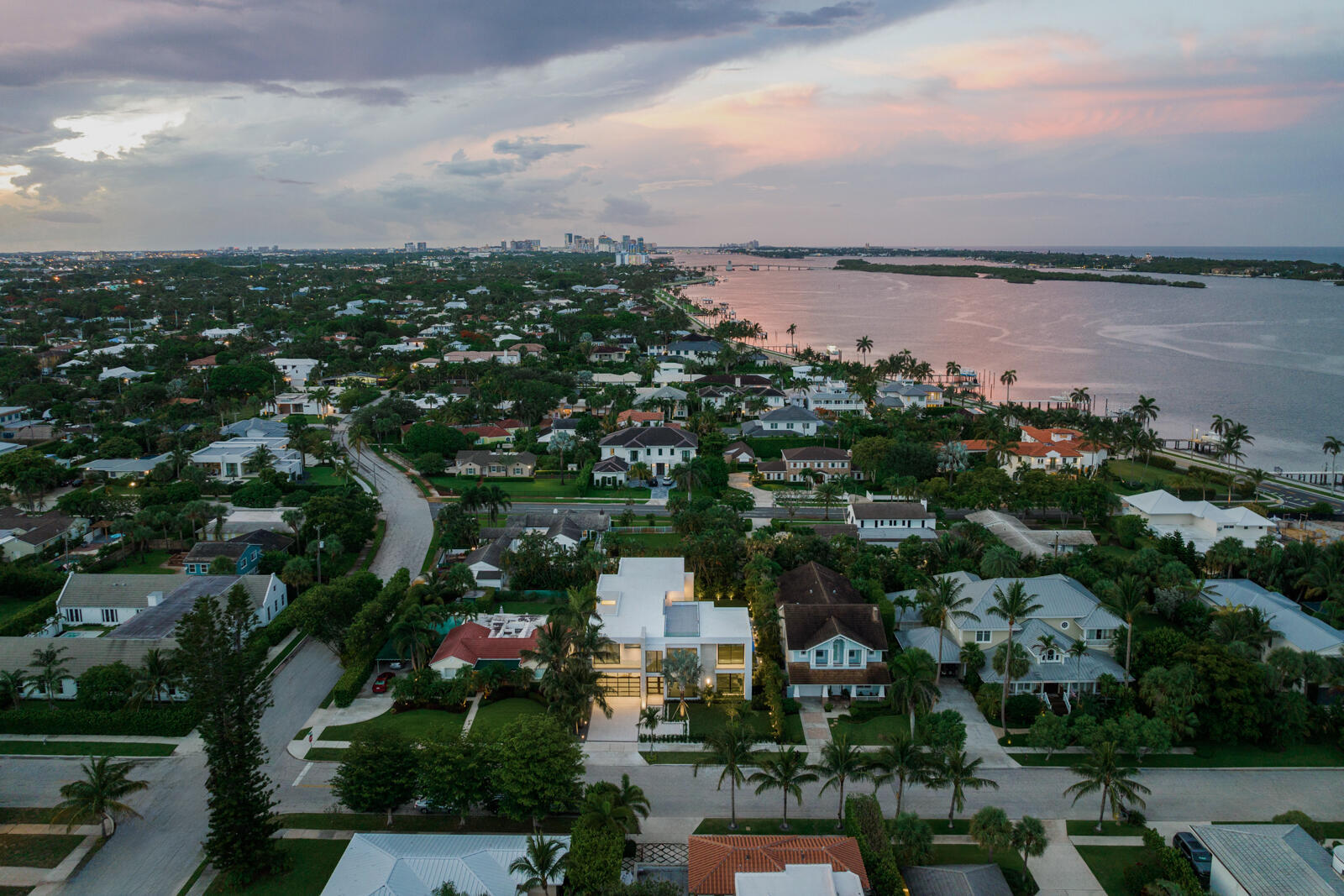 141 Cortez West Palm Beach, FL 33405