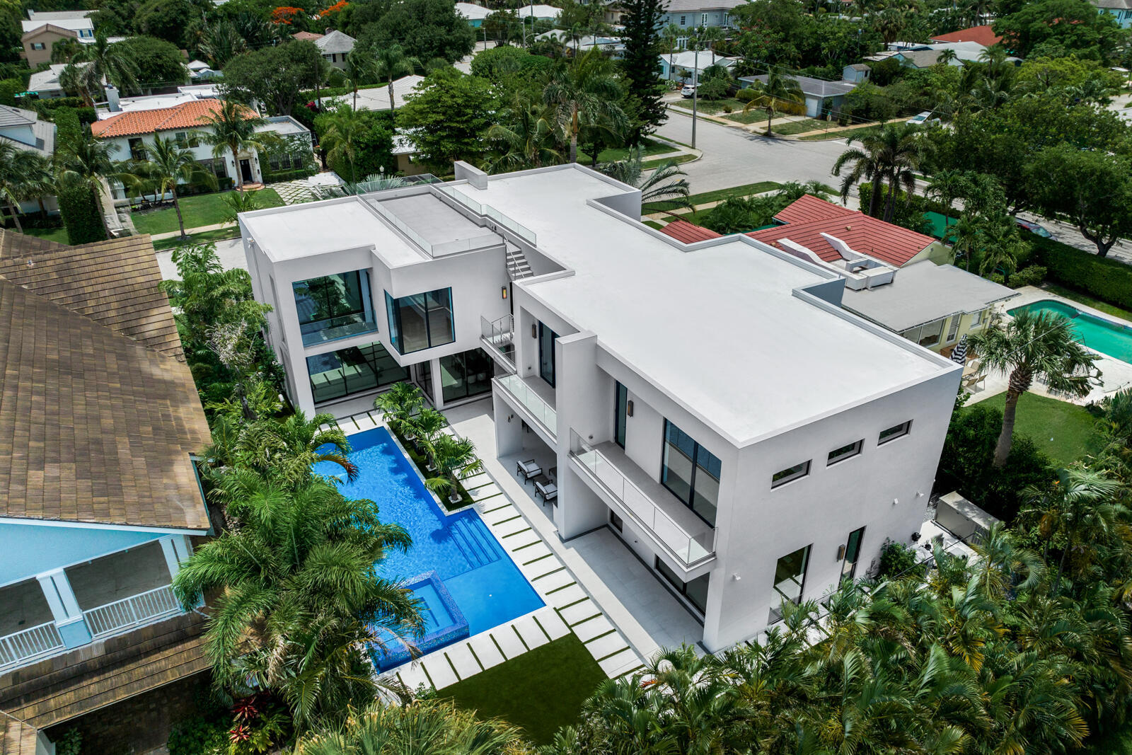141 Cortez West Palm Beach, FL 33405