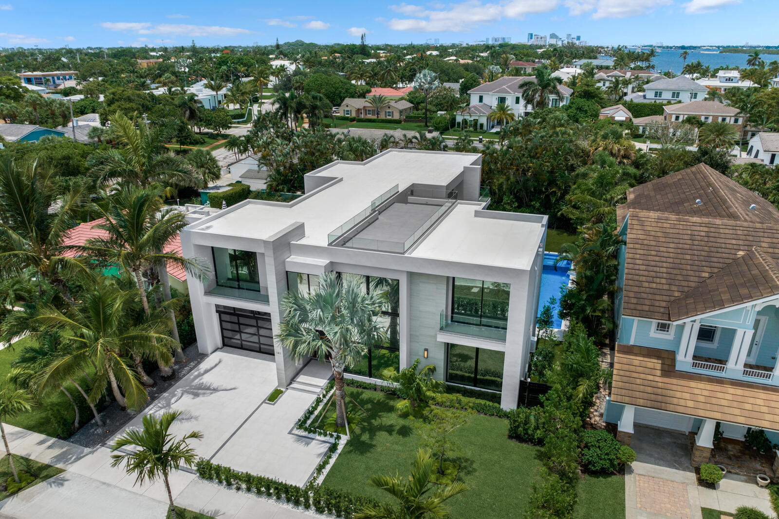 141 Cortez West Palm Beach, FL 33405