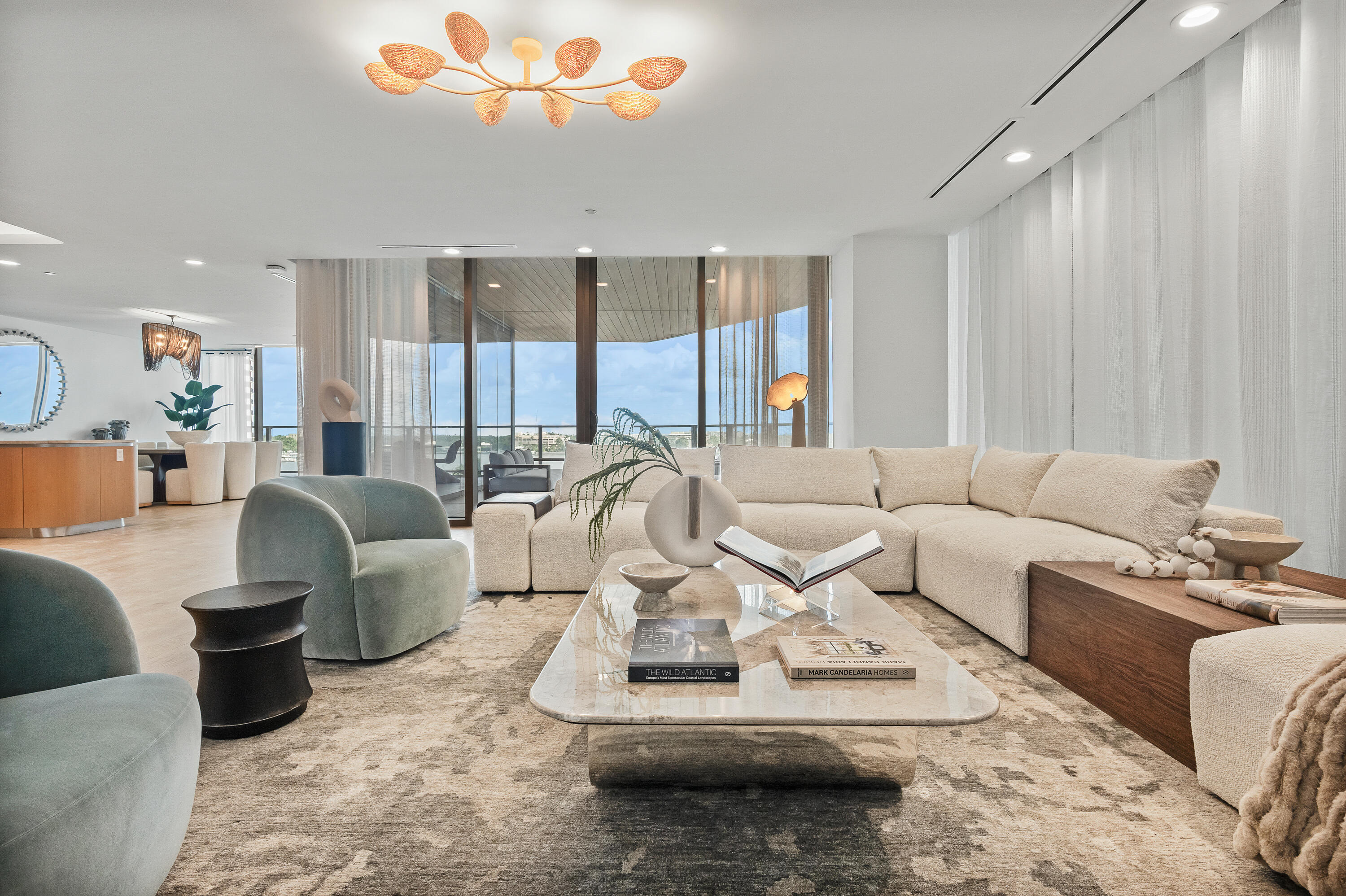 1333 S Flagler #402 West Palm Beach, FL 33401