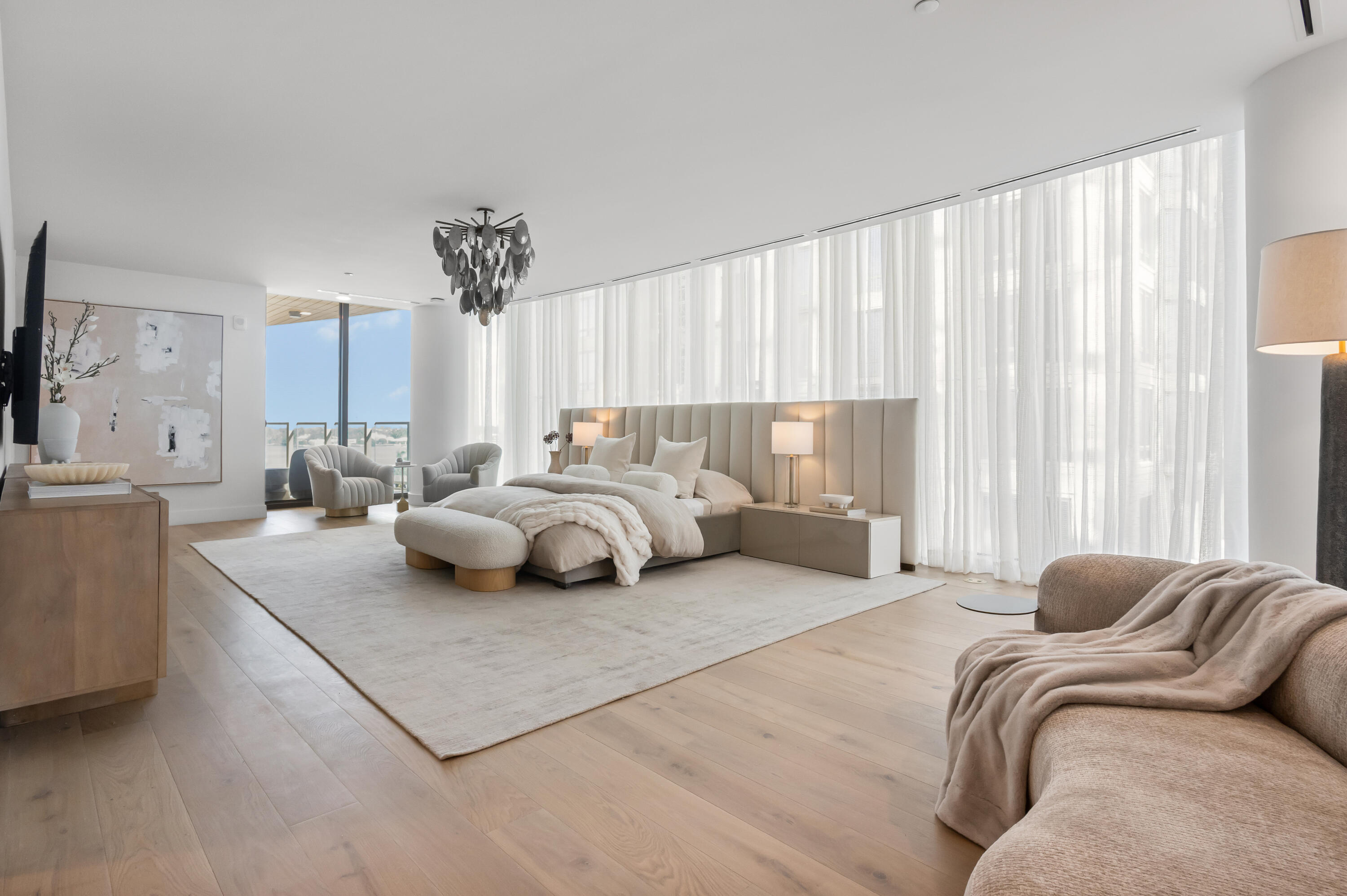 1333 S Flagler #402 West Palm Beach, FL 33401