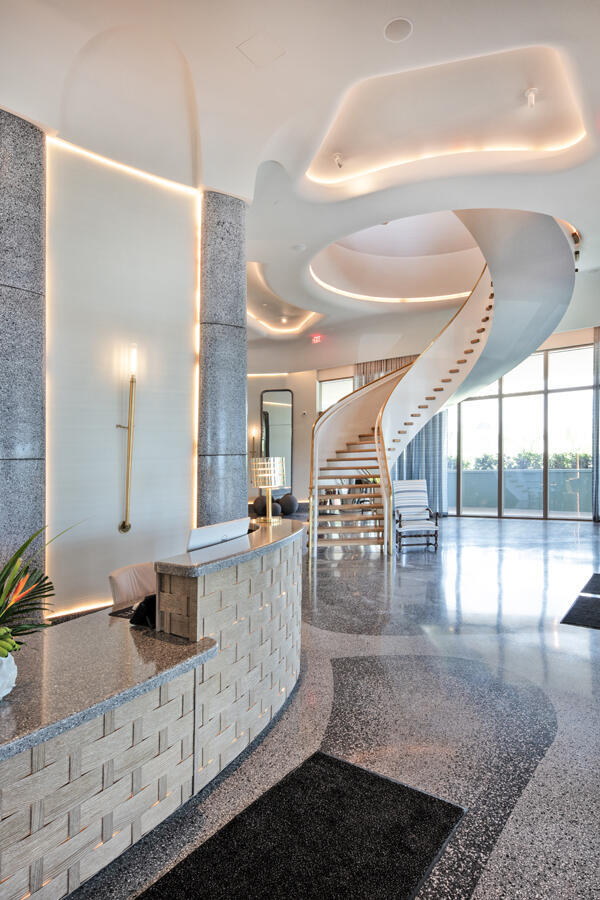 1333 S Flagler #402 West Palm Beach, FL 33401