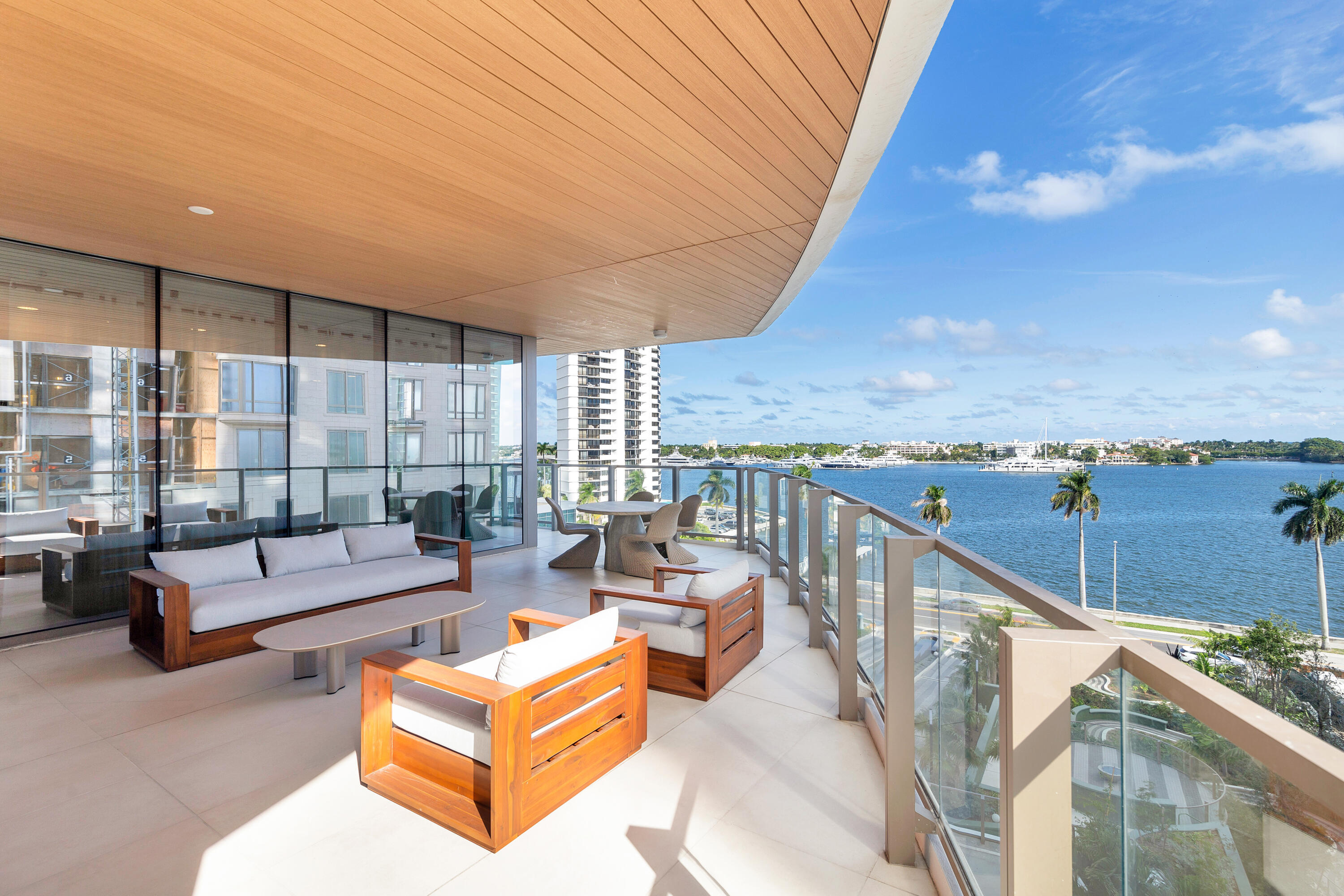1333 S Flagler #402 West Palm Beach, FL 33401