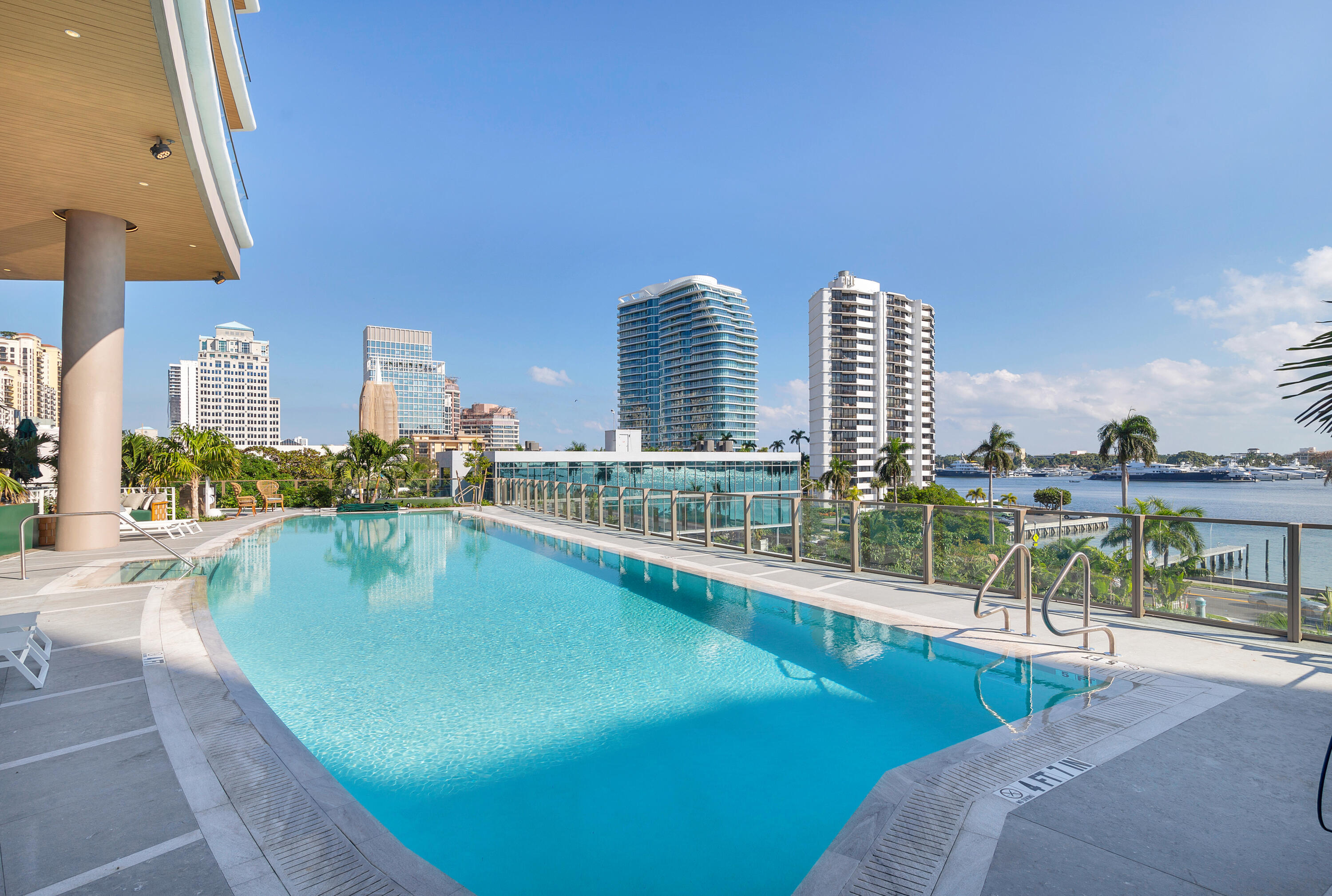 1333 S Flagler #402 West Palm Beach, FL 33401