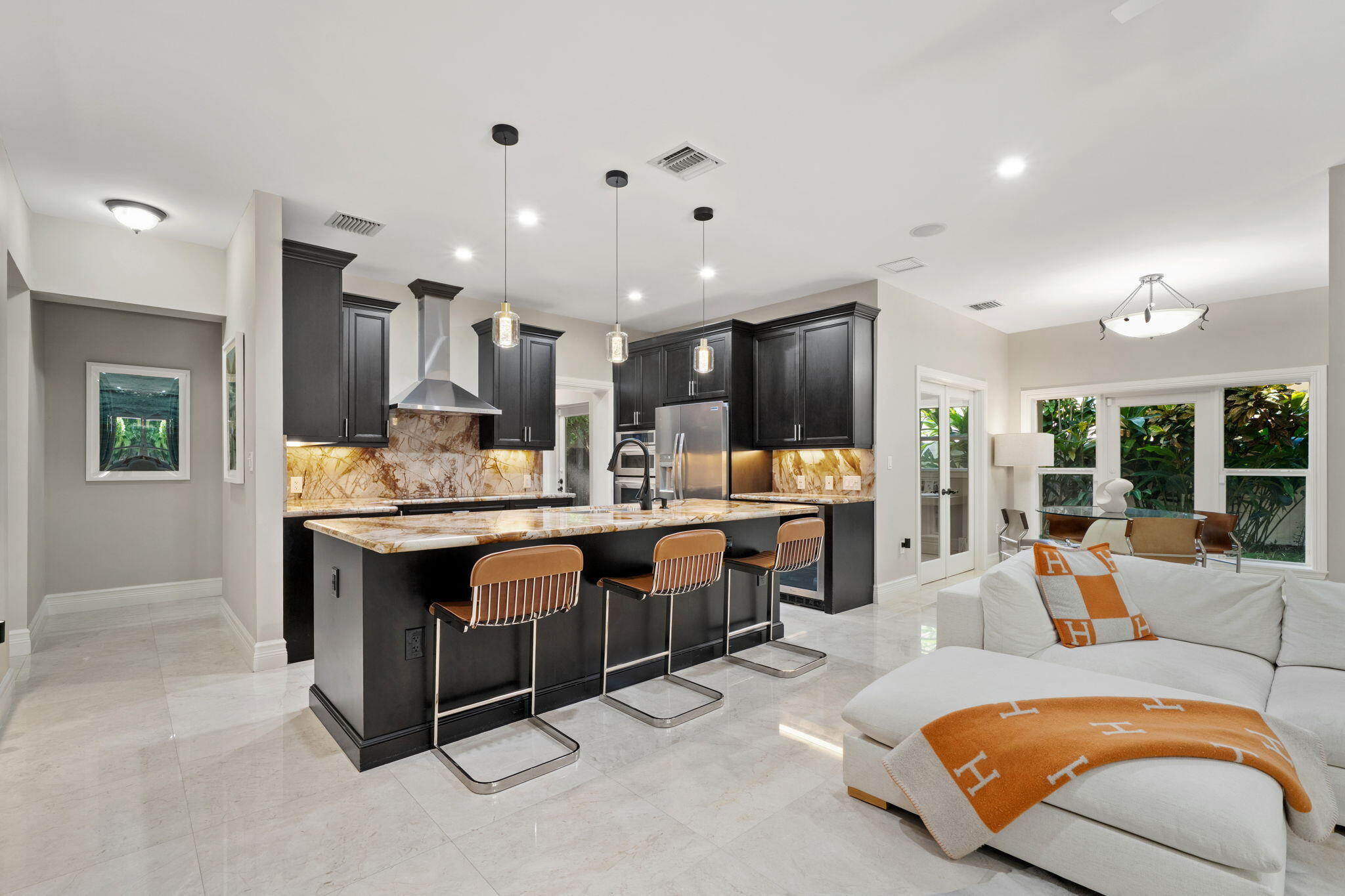 901 SE 6th St Fort Lauderdale, FL 33301