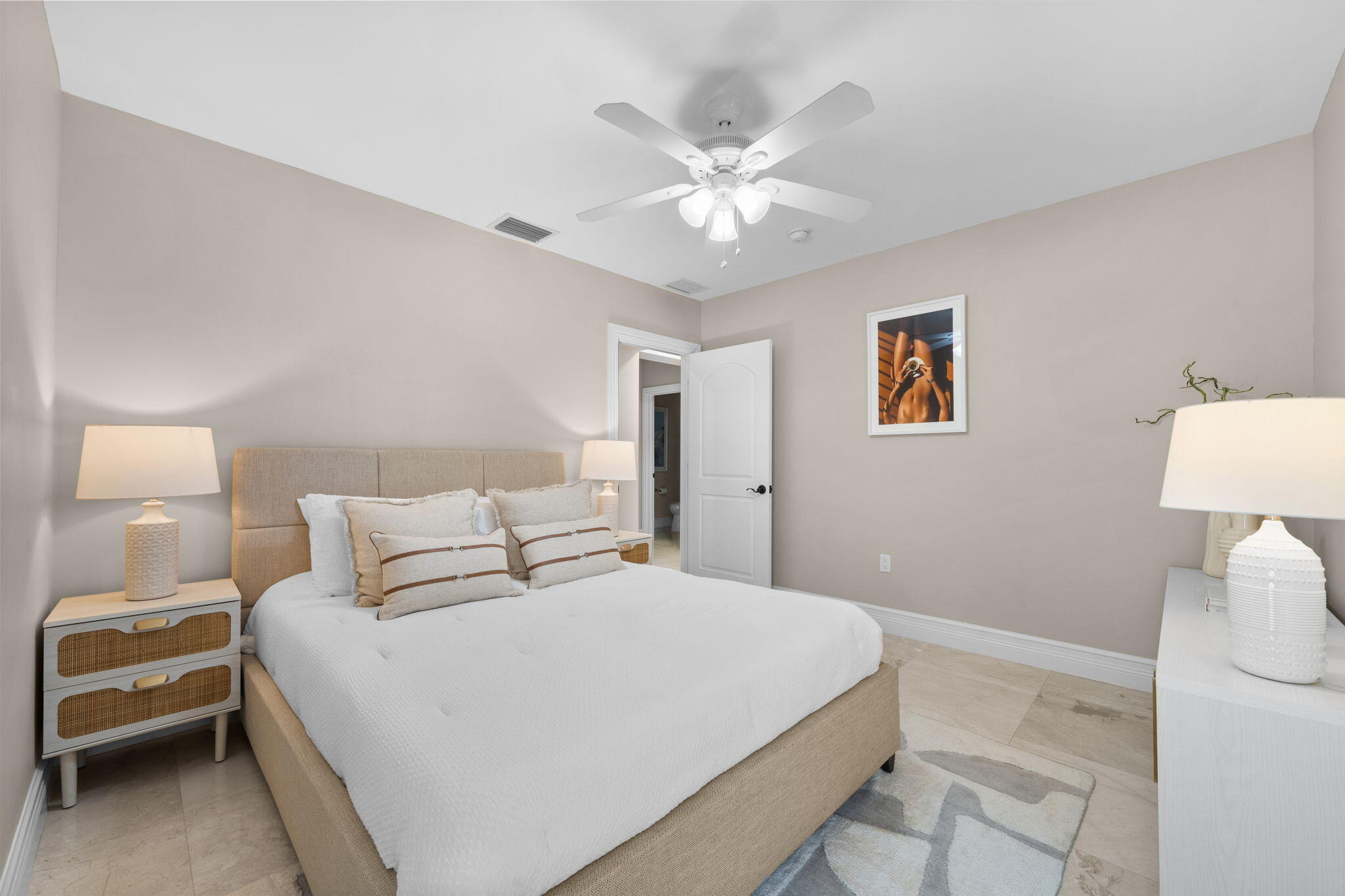 901 SE 6th St Fort Lauderdale, FL 33301