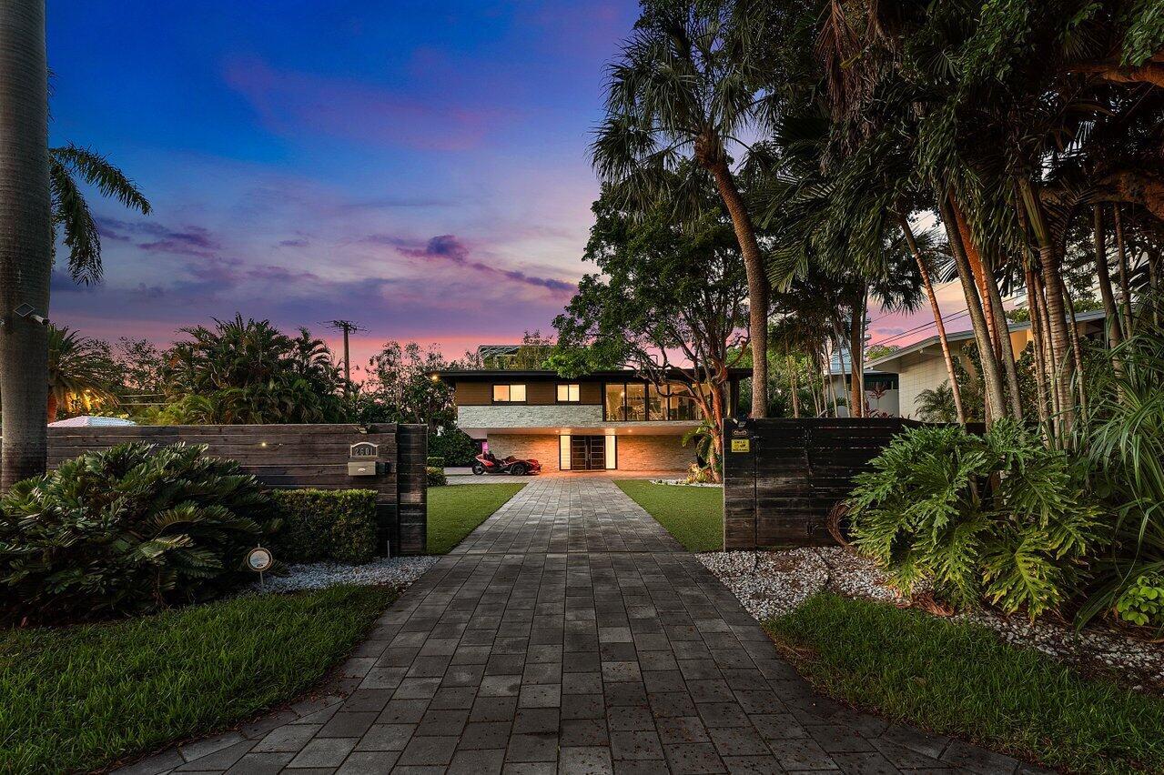 2601 NE 8th St Fort Lauderdale, FL 33304