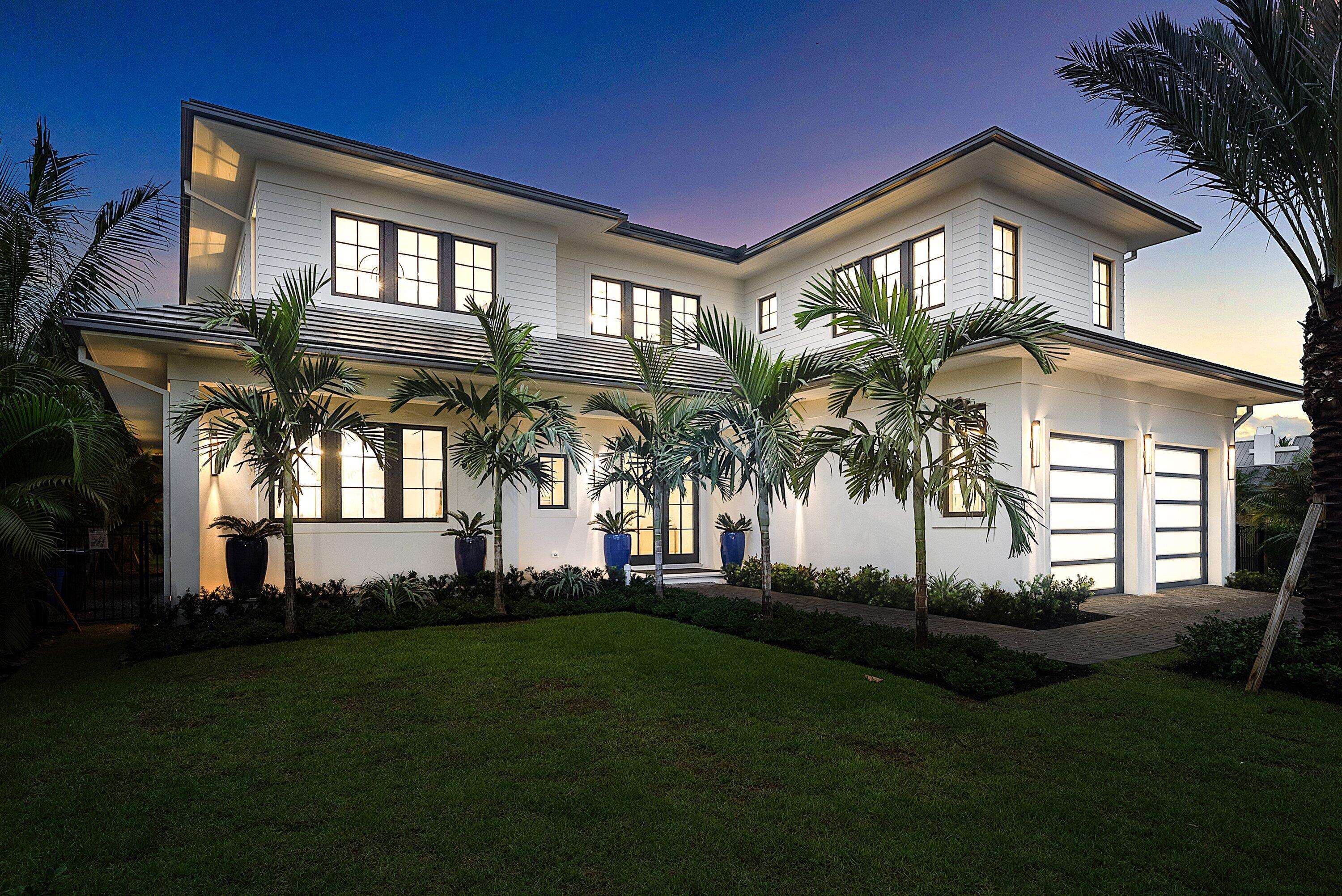 145 Alhambra Pl West Palm Beach, FL 33405