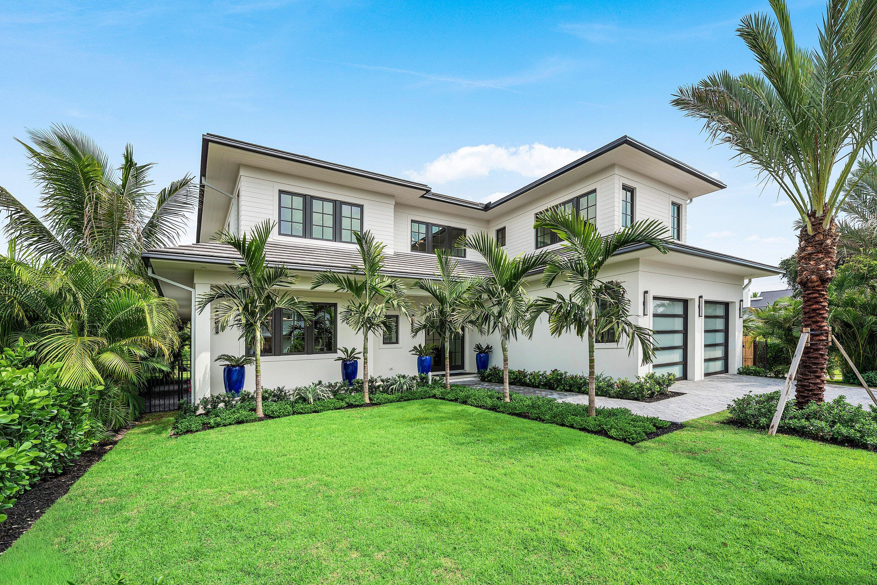145 Alhambra Pl West Palm Beach, FL 33405