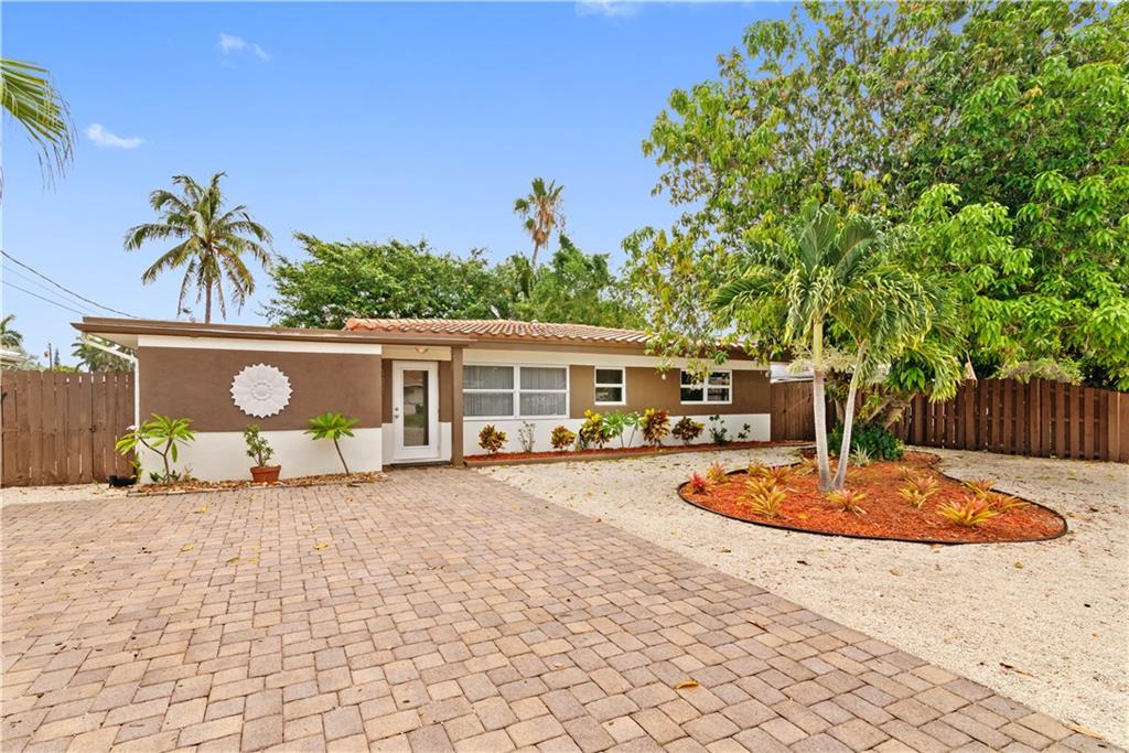 125 Almar Dr