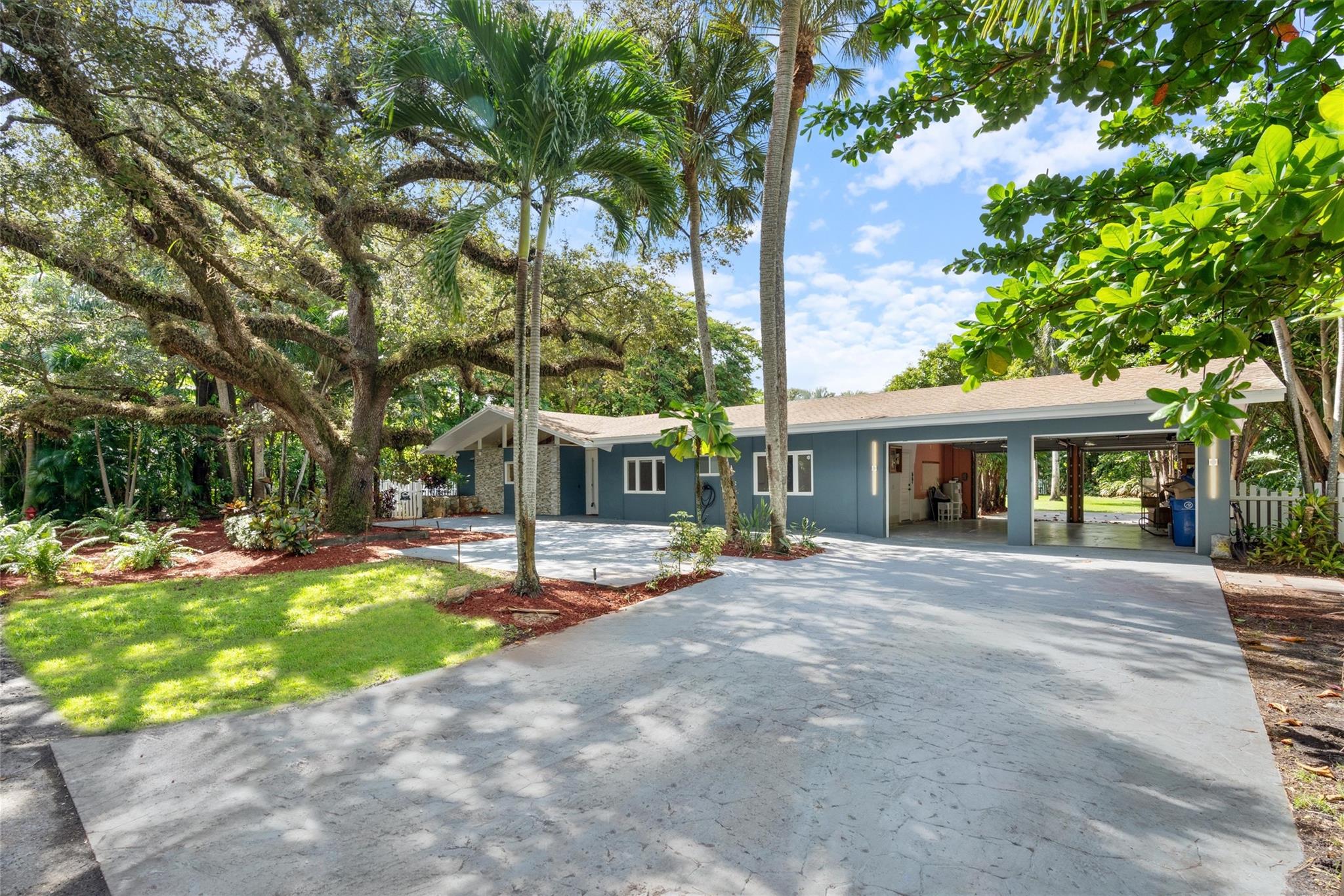 2211 SW 27th Ter,Fort Lauderdale, FL 33312