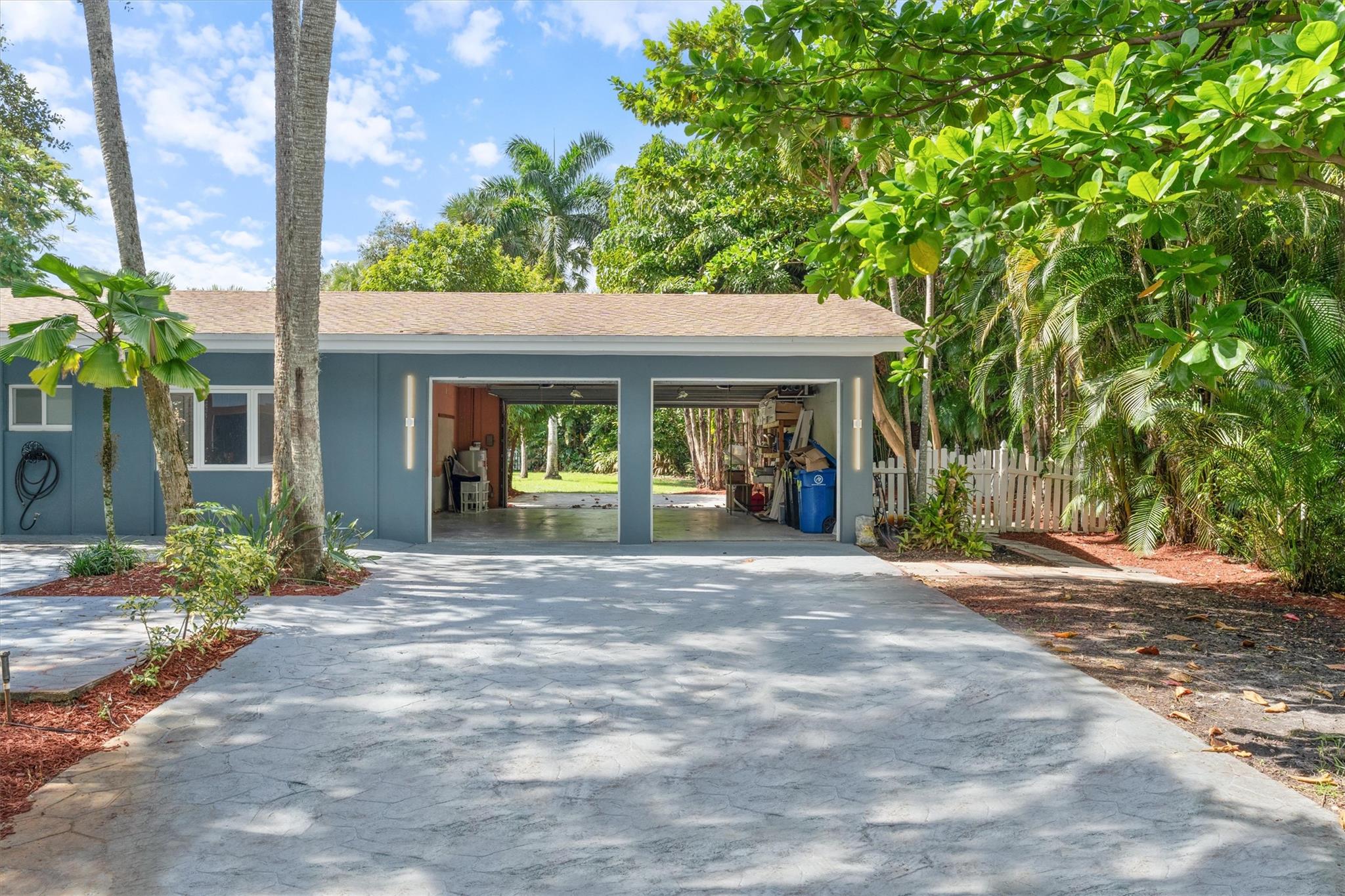 2211 SW 27th Ter,Fort Lauderdale, FL 33312