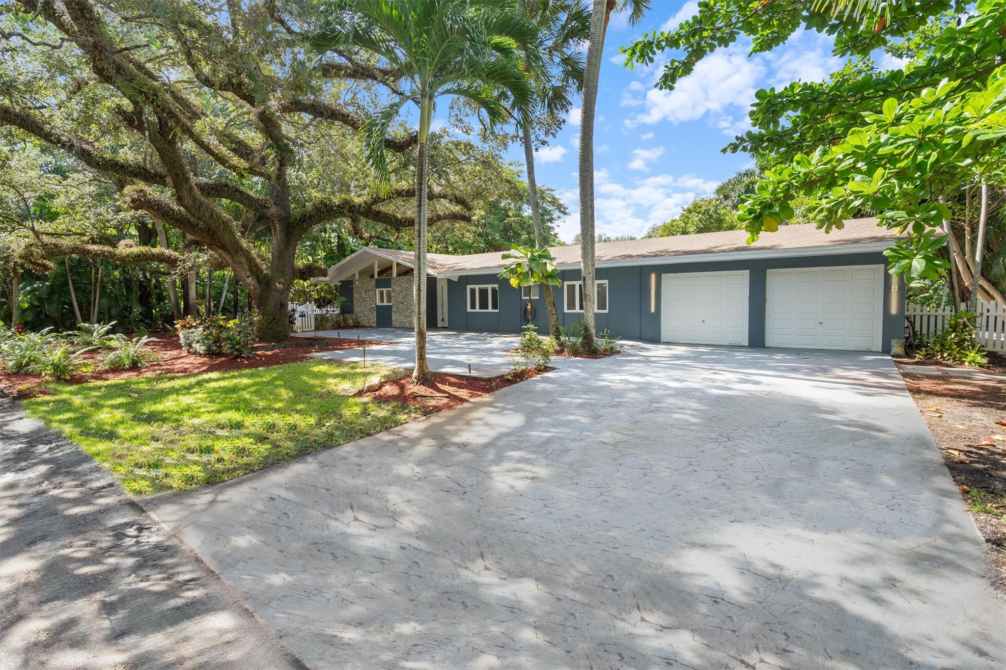 2211 SW 27th Ter,Fort Lauderdale, FL 33312