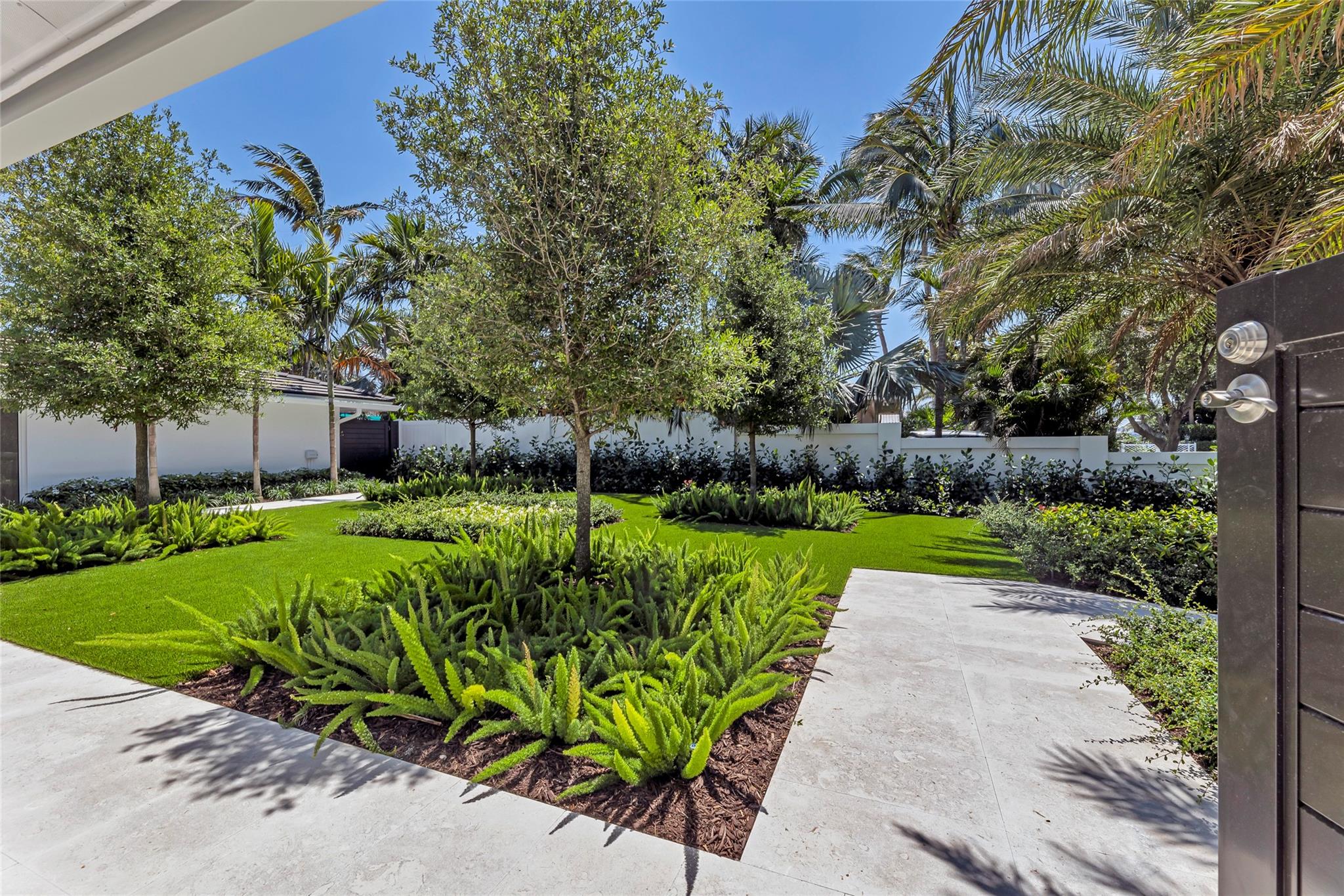 2008 Admirals Way Fort Lauderdale, FL 33316