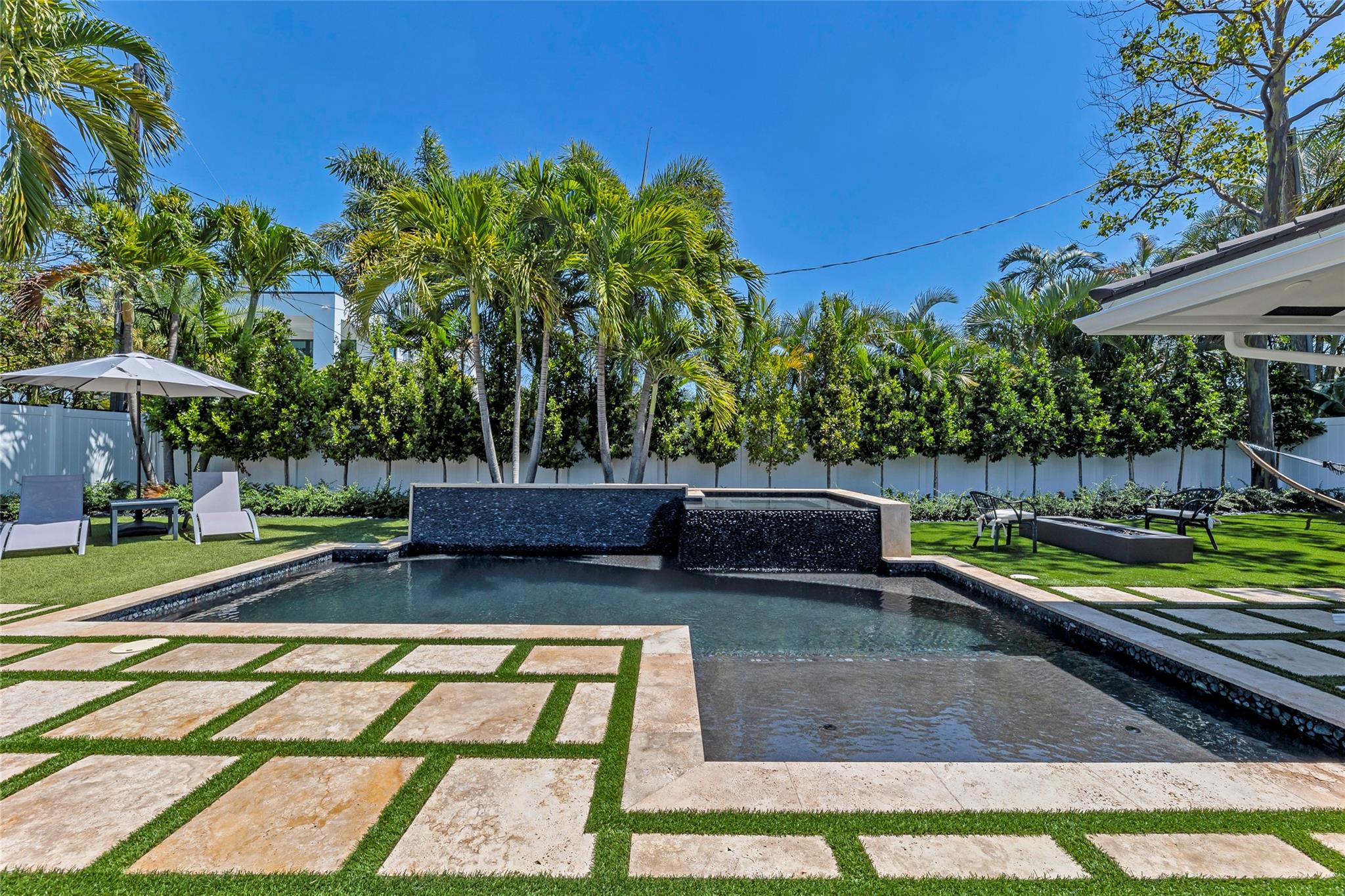 2008 Admirals Way Fort Lauderdale, FL 33316