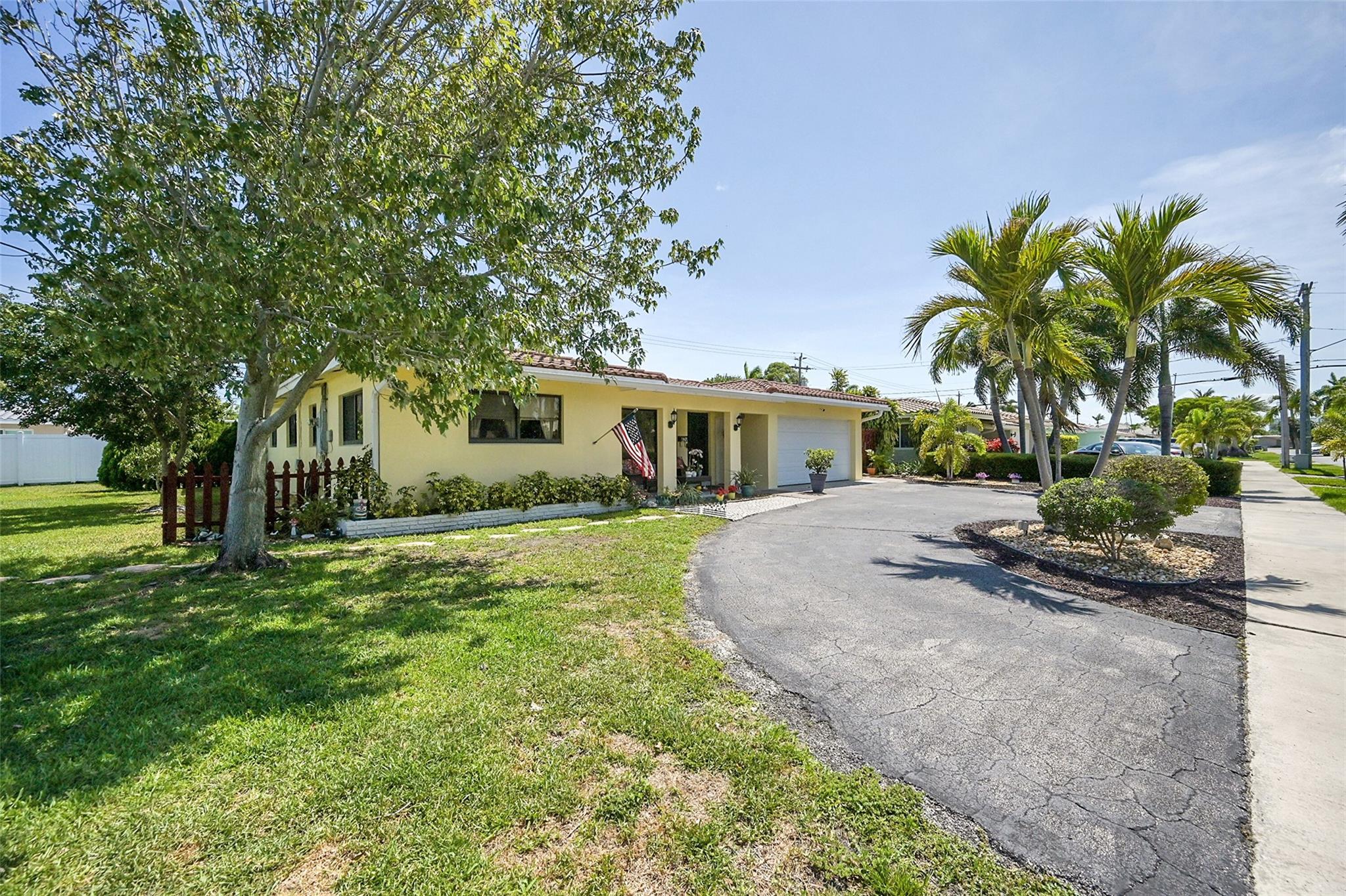 420 SE 5th St,Pompano Beach, FL 33060