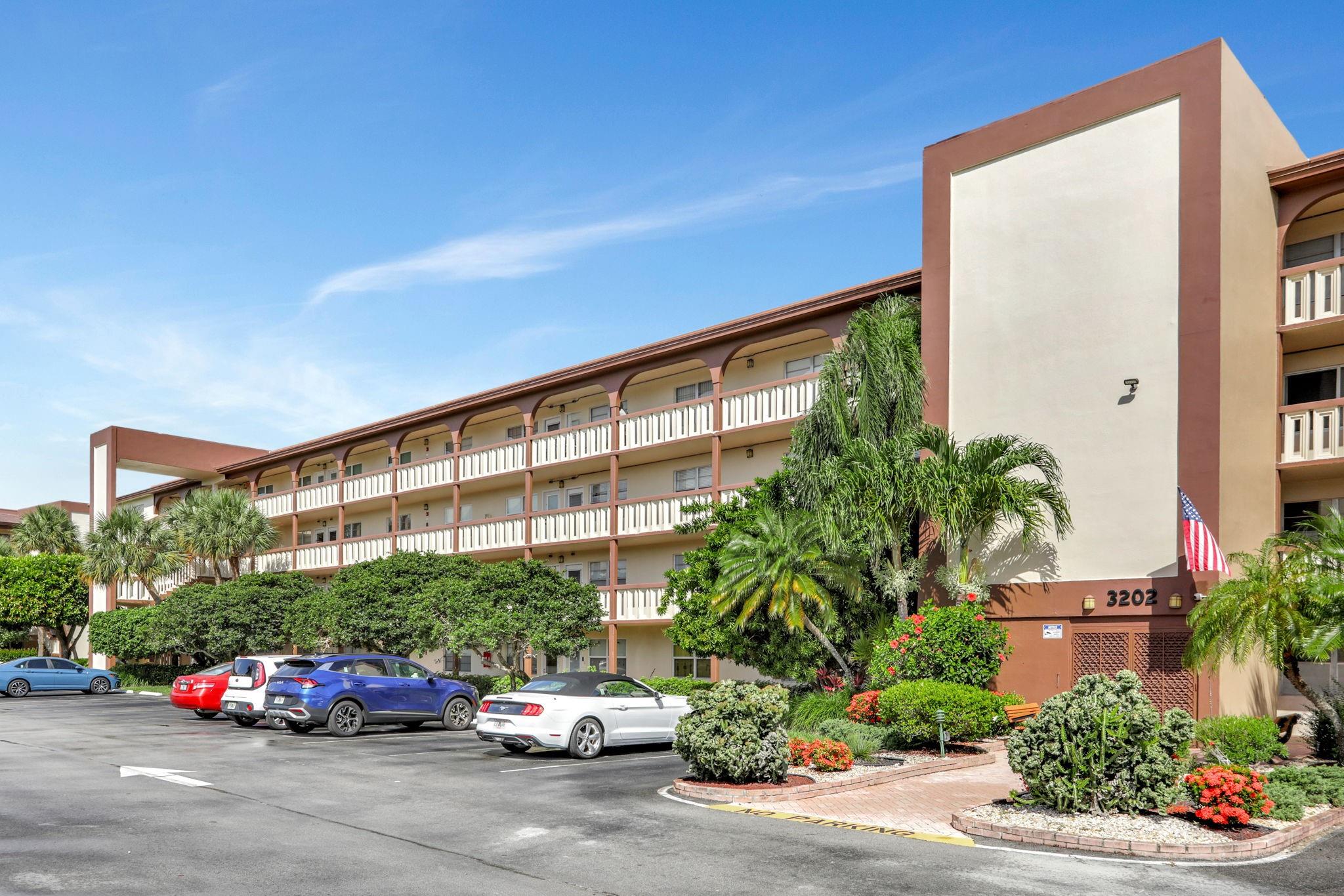 3202 Portofino Pt #B2