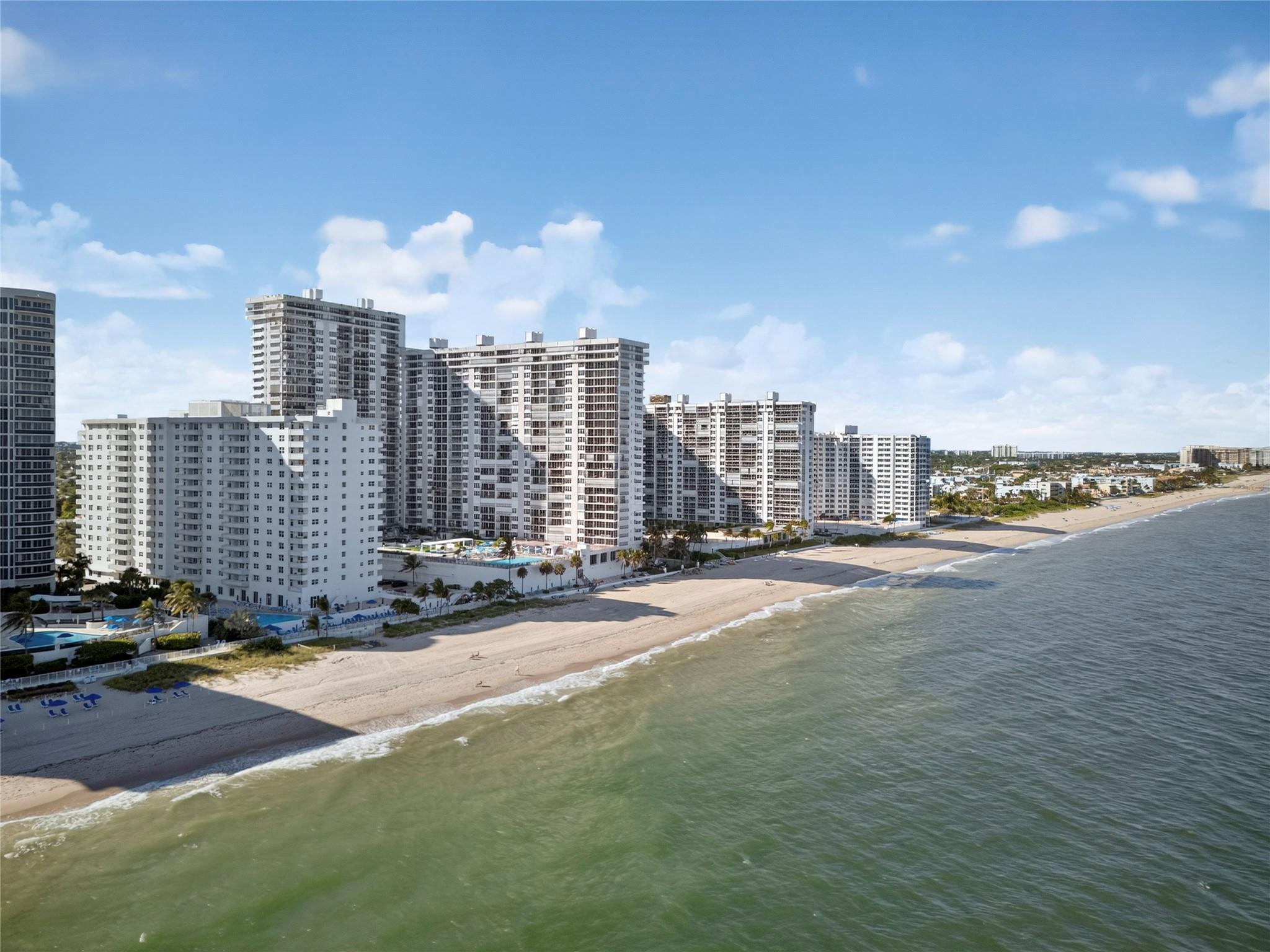 4250 Galt Ocean Dr #15M