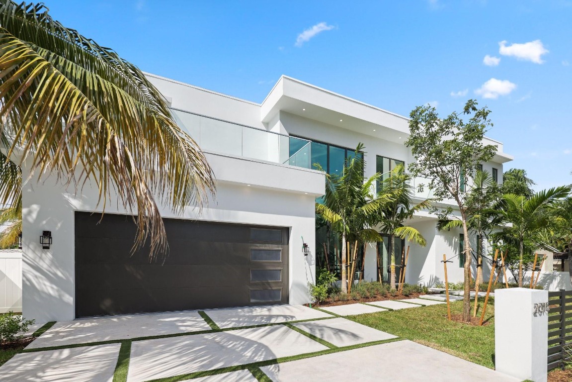 2015 NE 4th Ave Wilton Manors, FL 33305