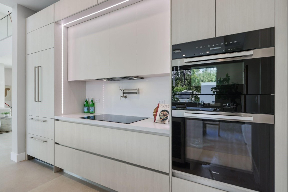 2015 NE 4th Ave Wilton Manors, FL 33305