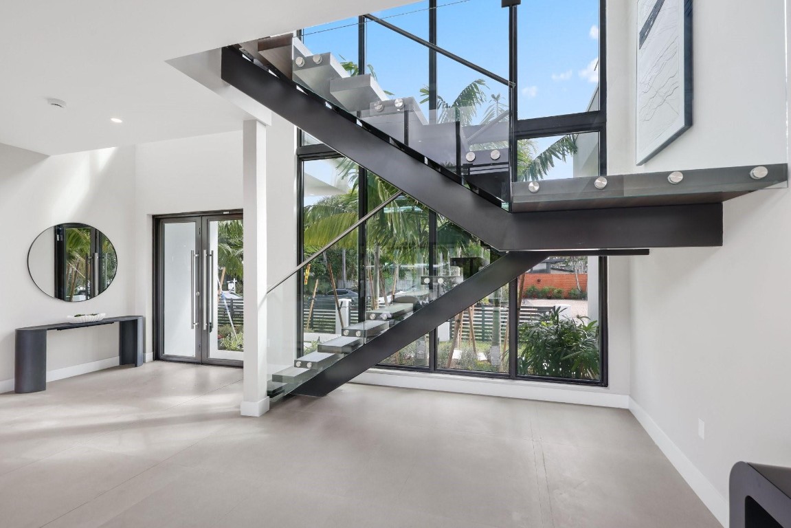 2015 NE 4th Ave Wilton Manors, FL 33305