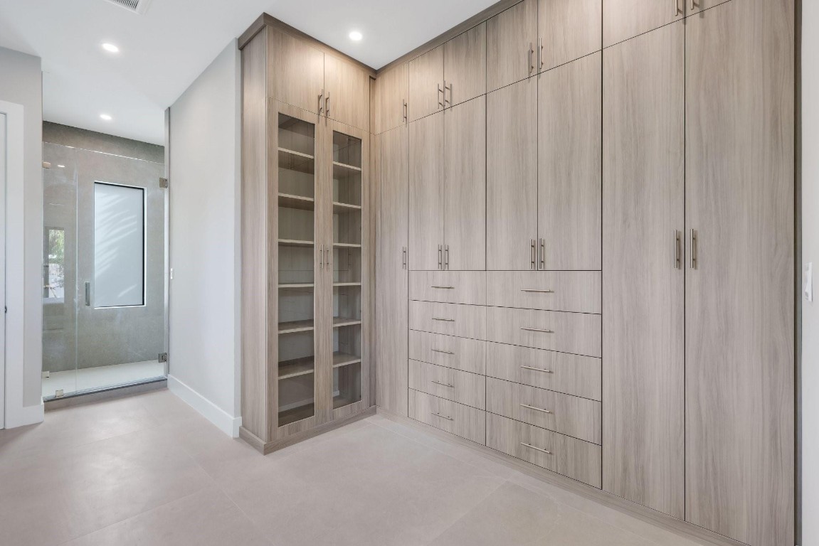 2015 NE 4th Ave Wilton Manors, FL 33305