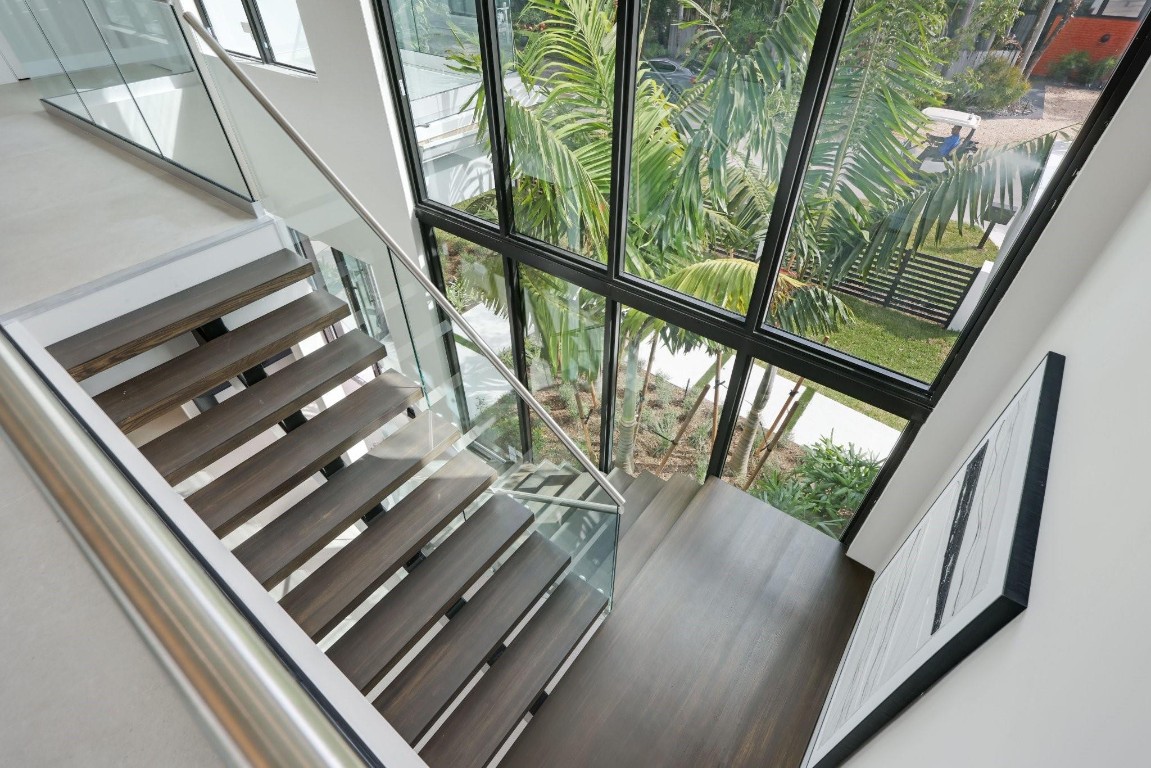 2015 NE 4th Ave Wilton Manors, FL 33305