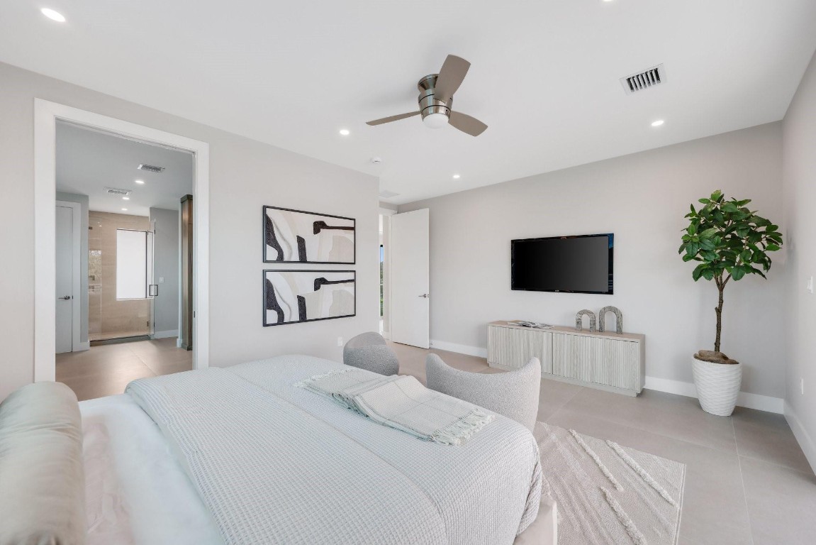 2015 NE 4th Ave Wilton Manors, FL 33305