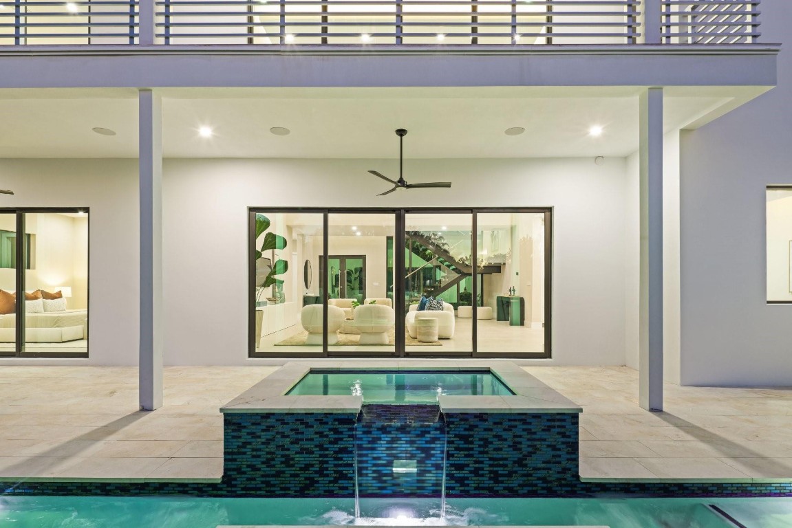 2015 NE 4th Ave Wilton Manors, FL 33305